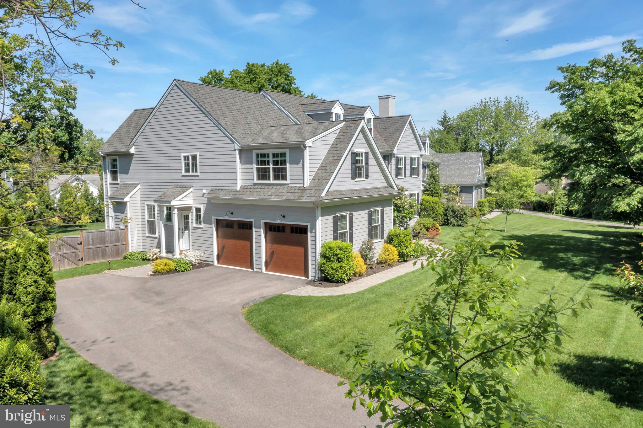 GLADWYNE - Residential