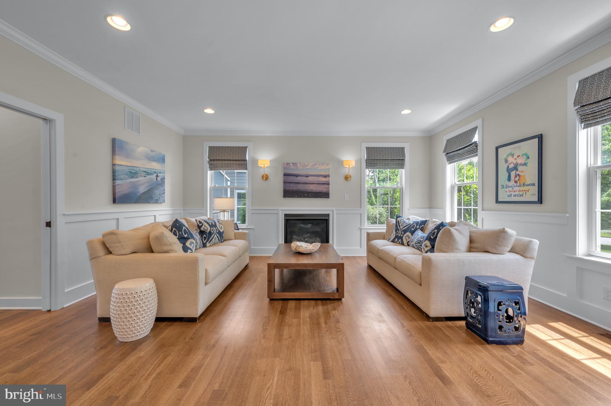 GLADWYNE - Residential