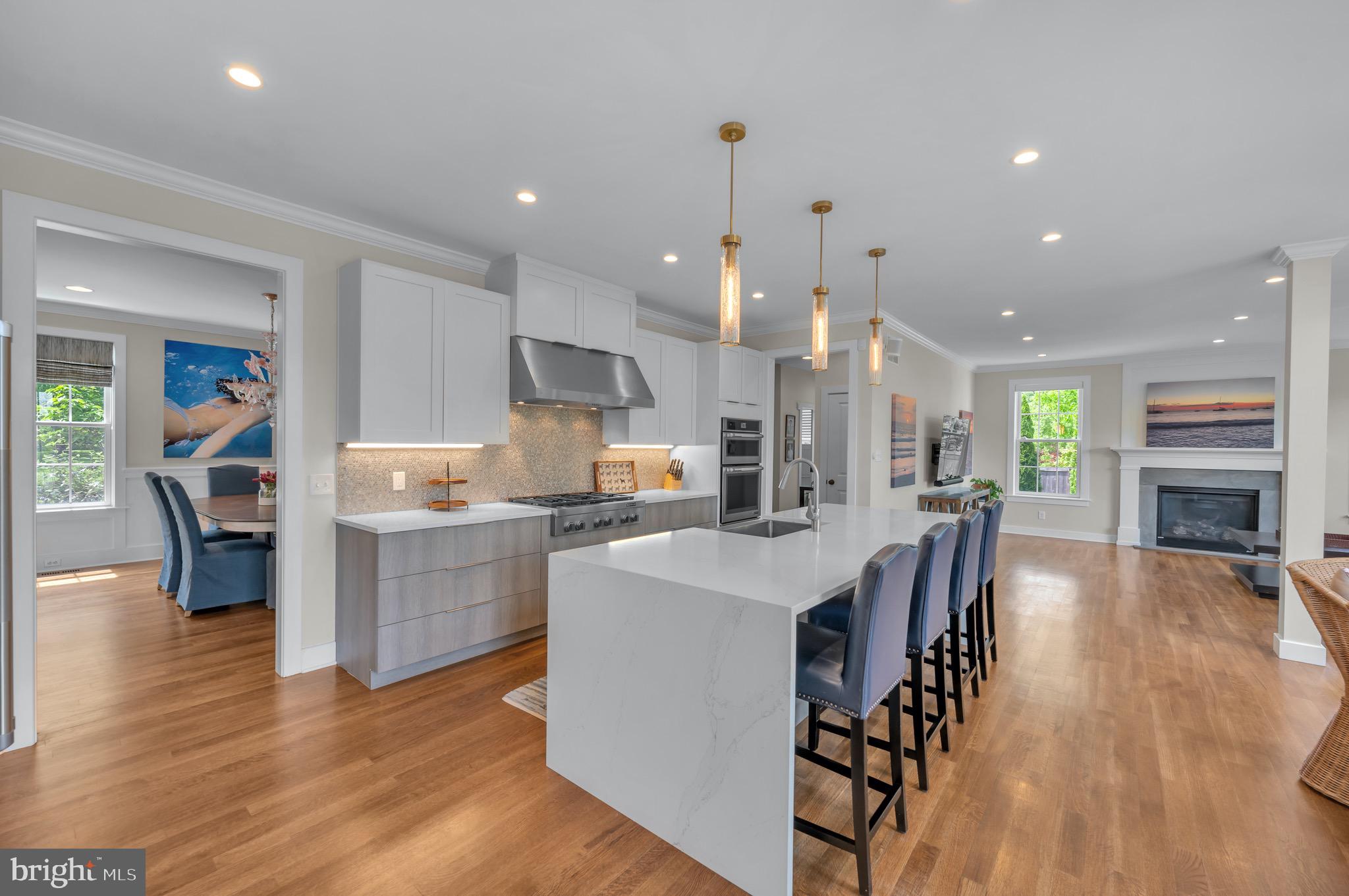 GLADWYNE - Residential