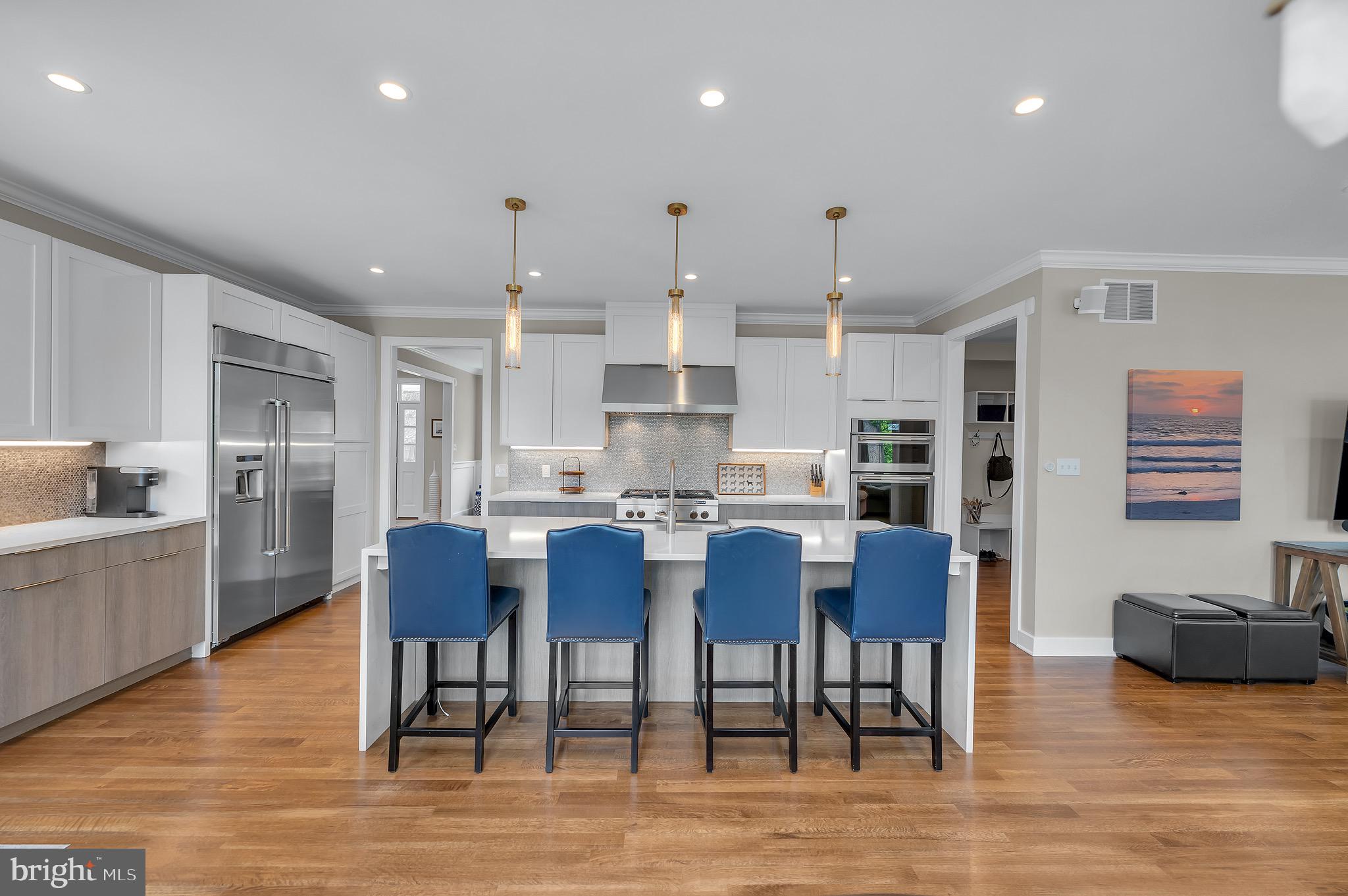 GLADWYNE - Residential