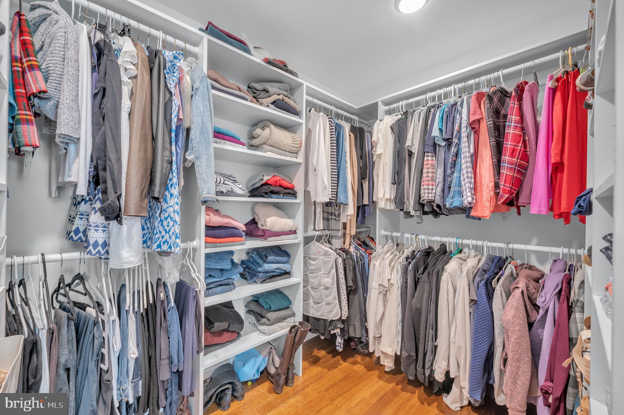 GLADWYNE - Residential