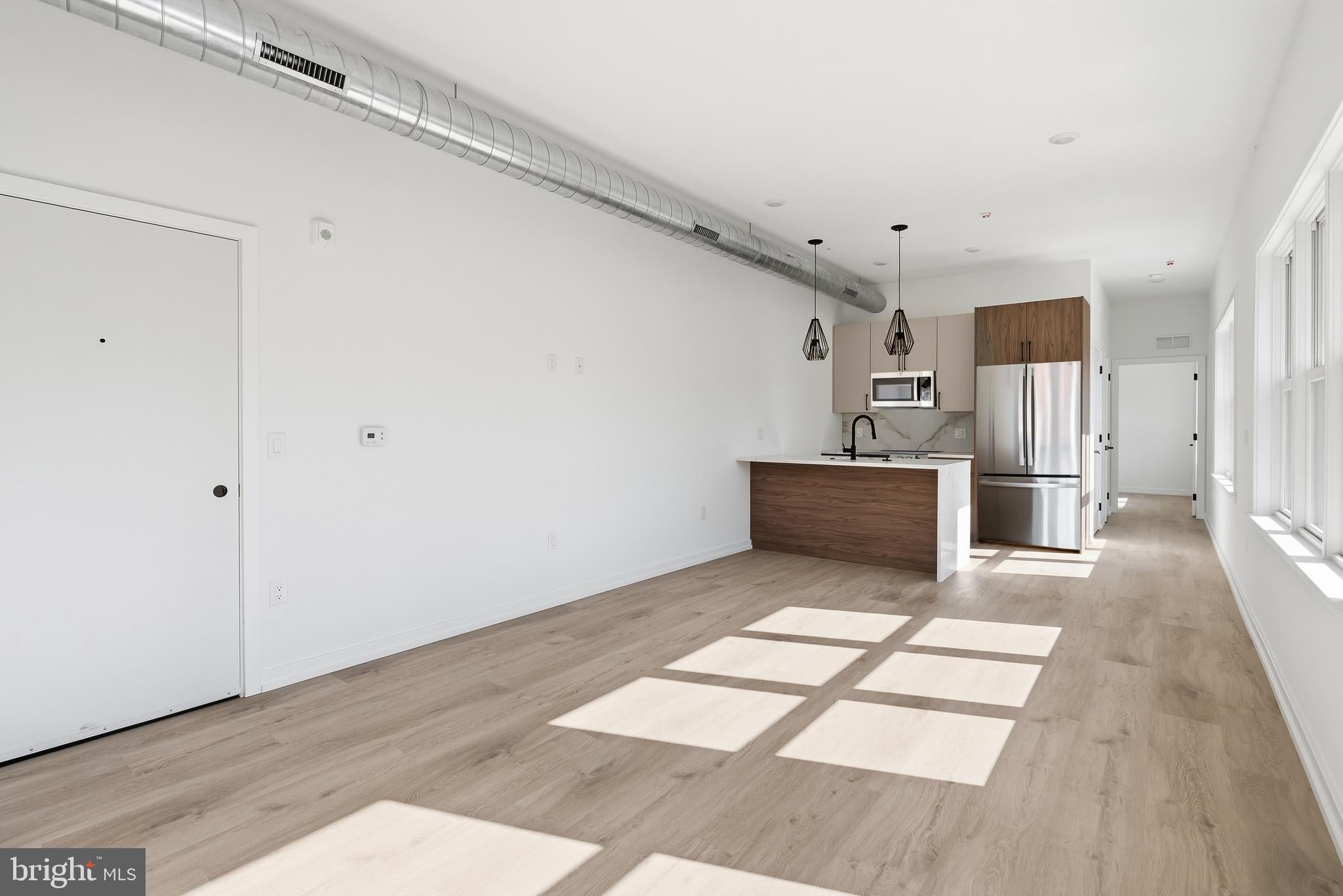 209 NEW STREET 6C