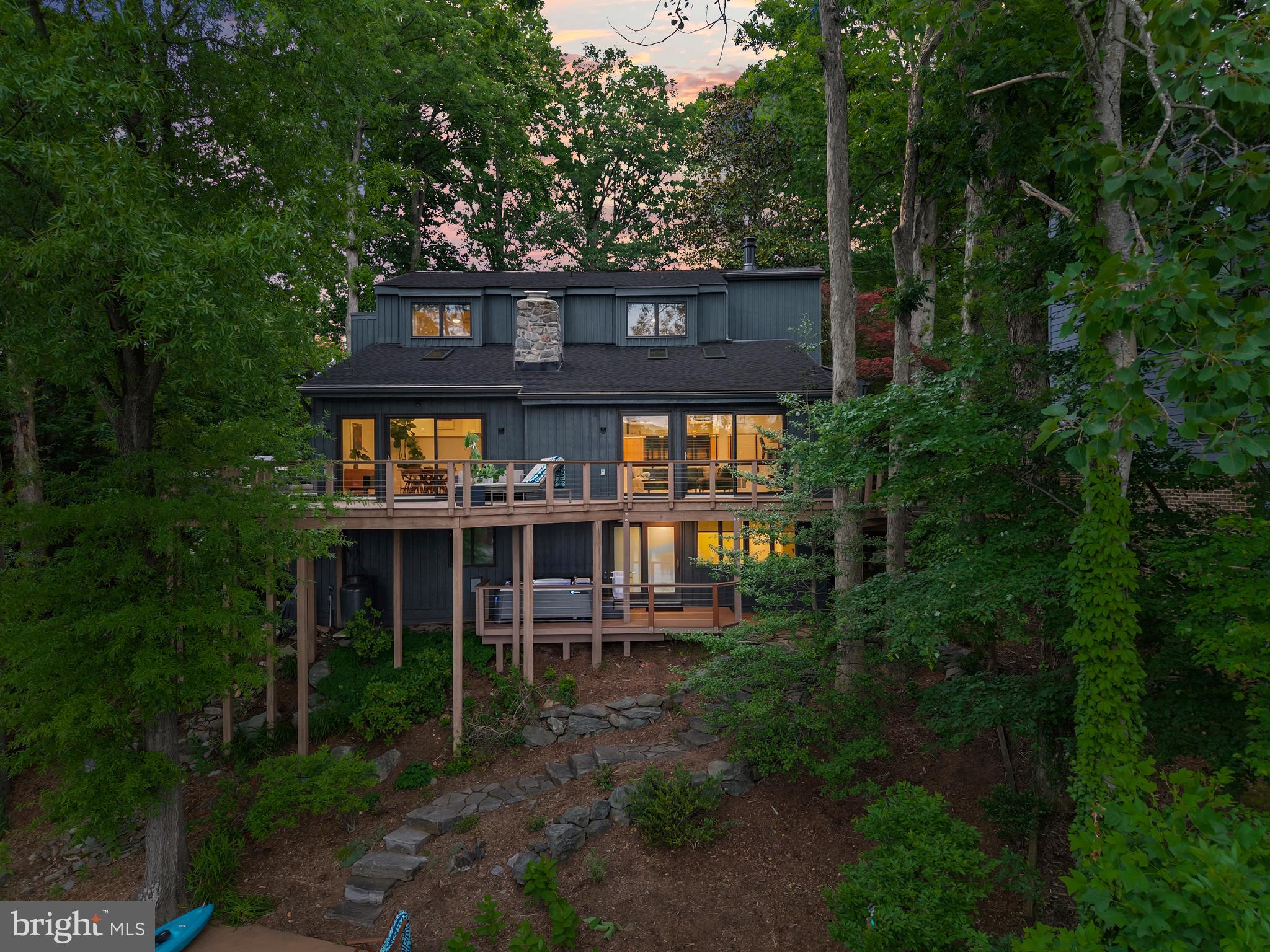 RESTON - Residential