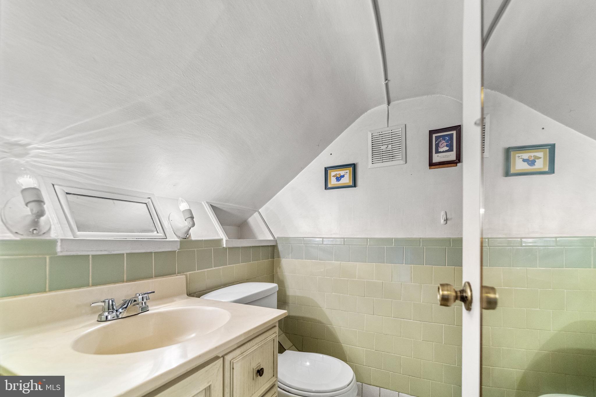 BROADVIEW - Residential