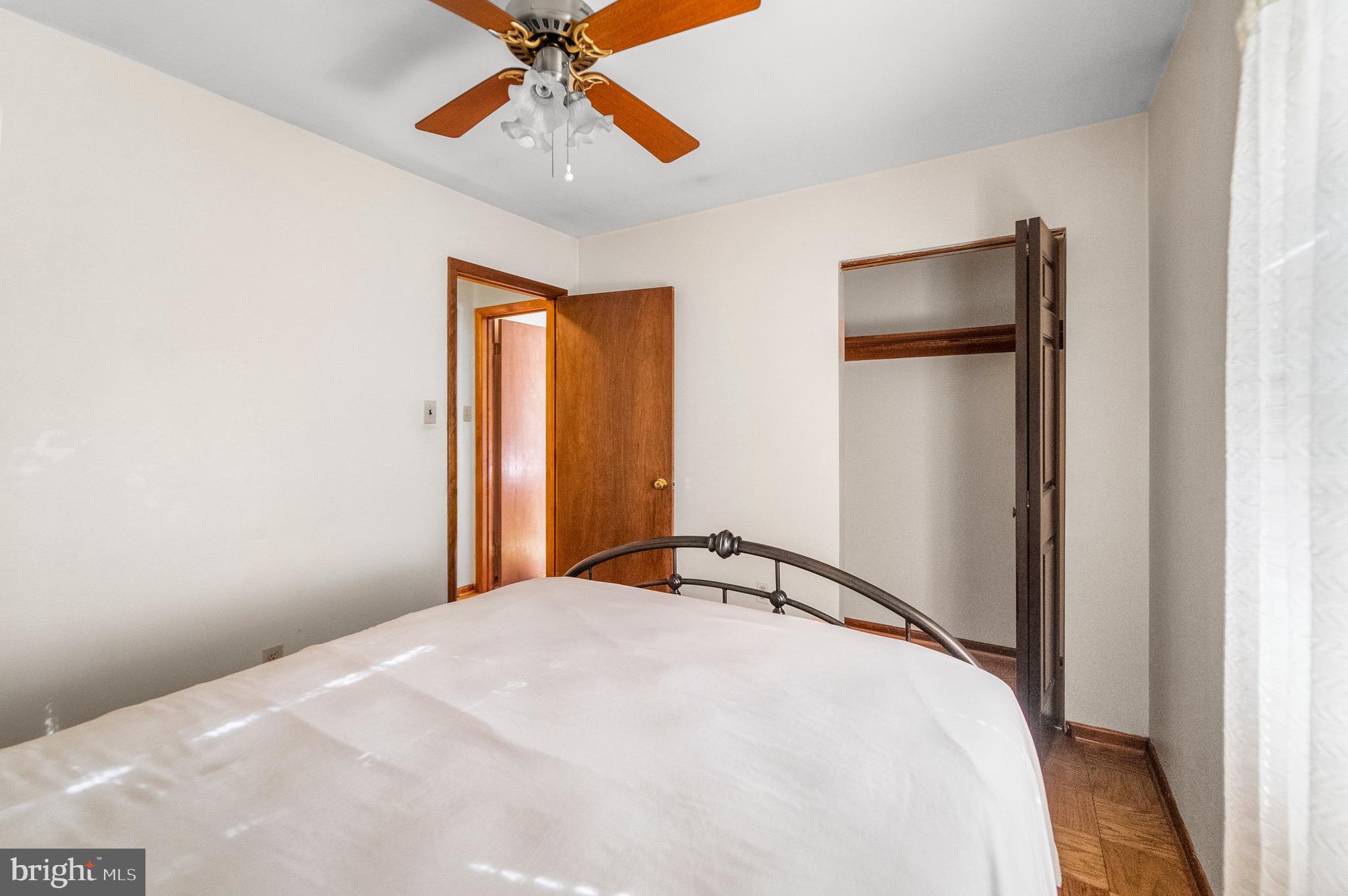 BROADVIEW - Residential