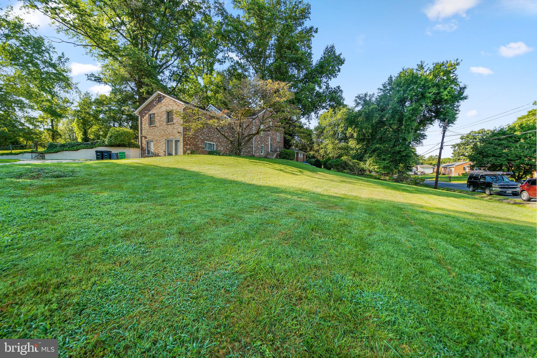 BROADVIEW - Residential