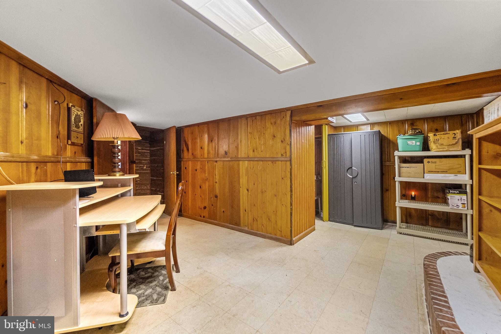 BROADVIEW - Residential