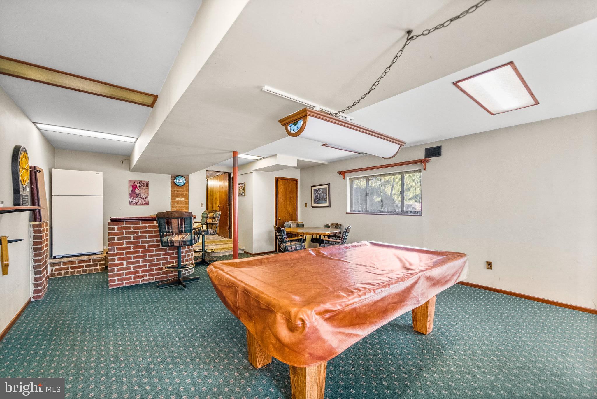 BROADVIEW - Residential