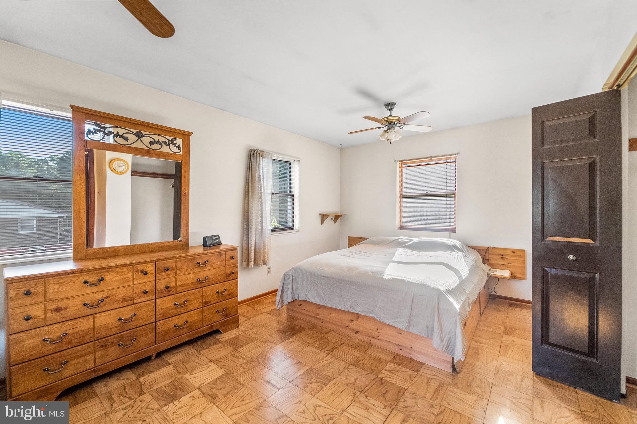 BROADVIEW - Residential