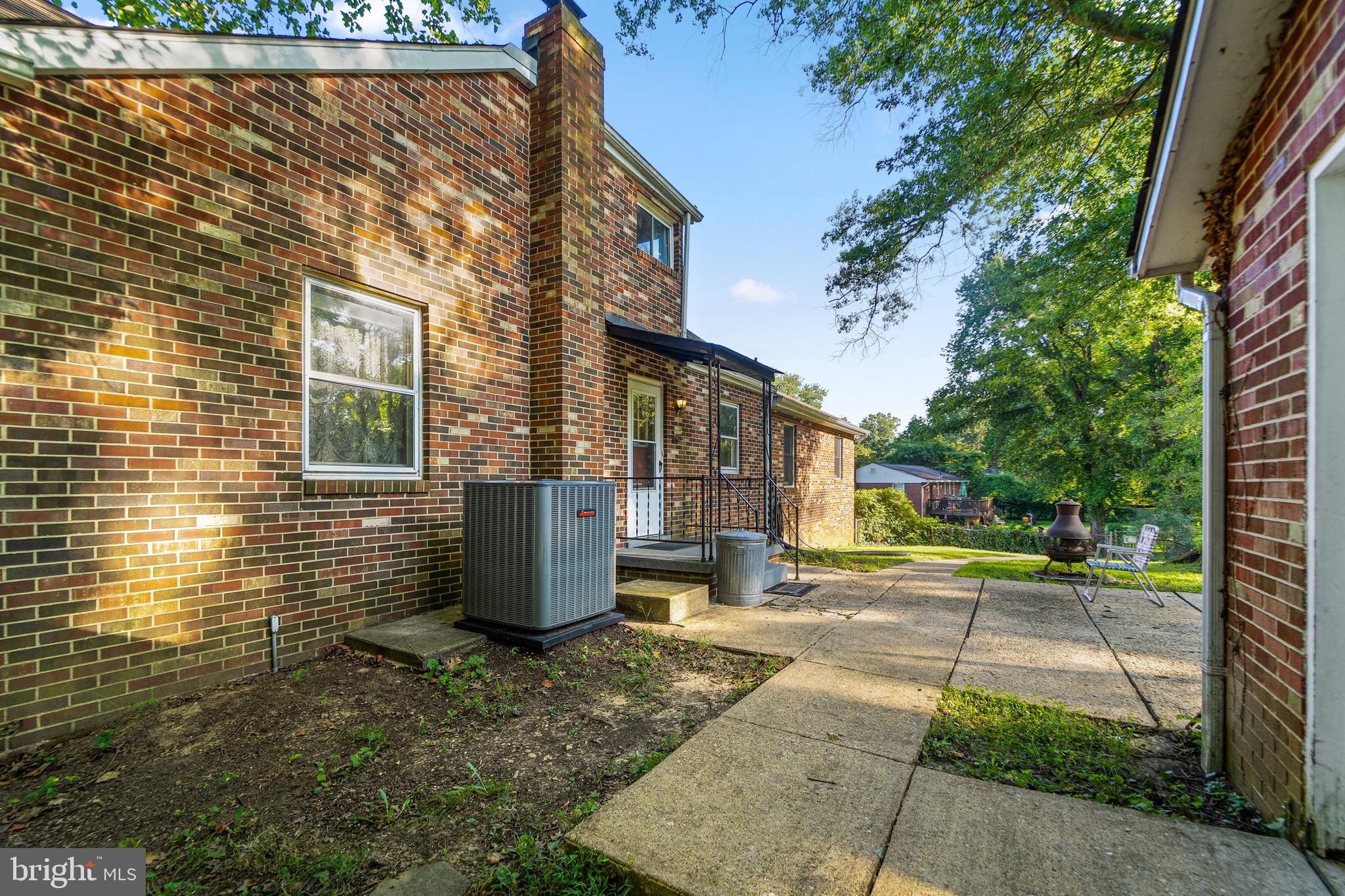 BROADVIEW - Residential