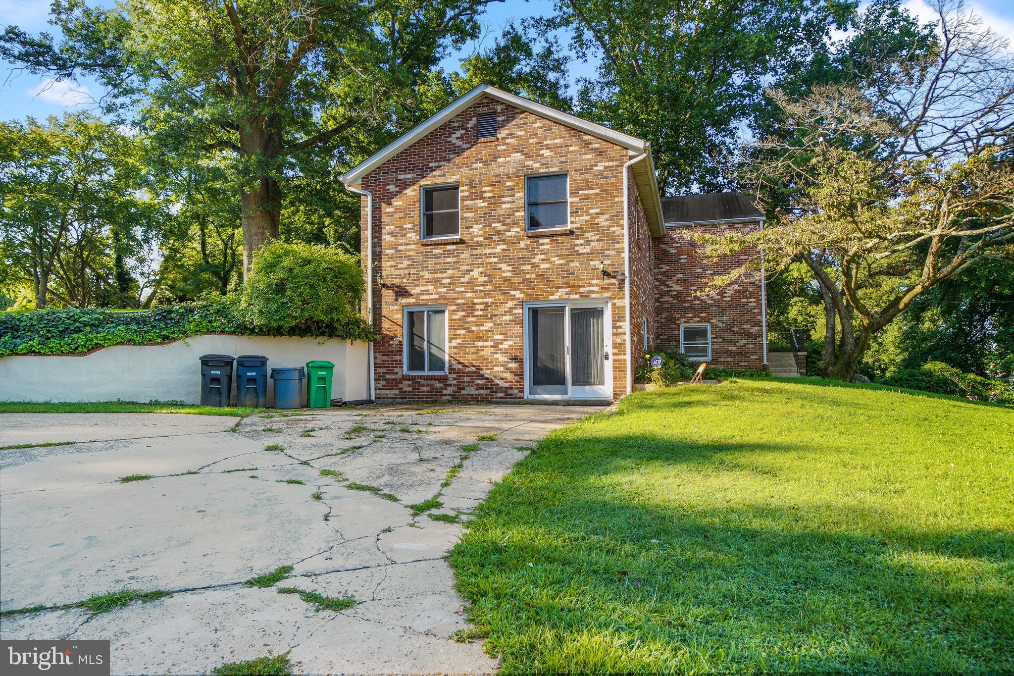 BROADVIEW - Residential