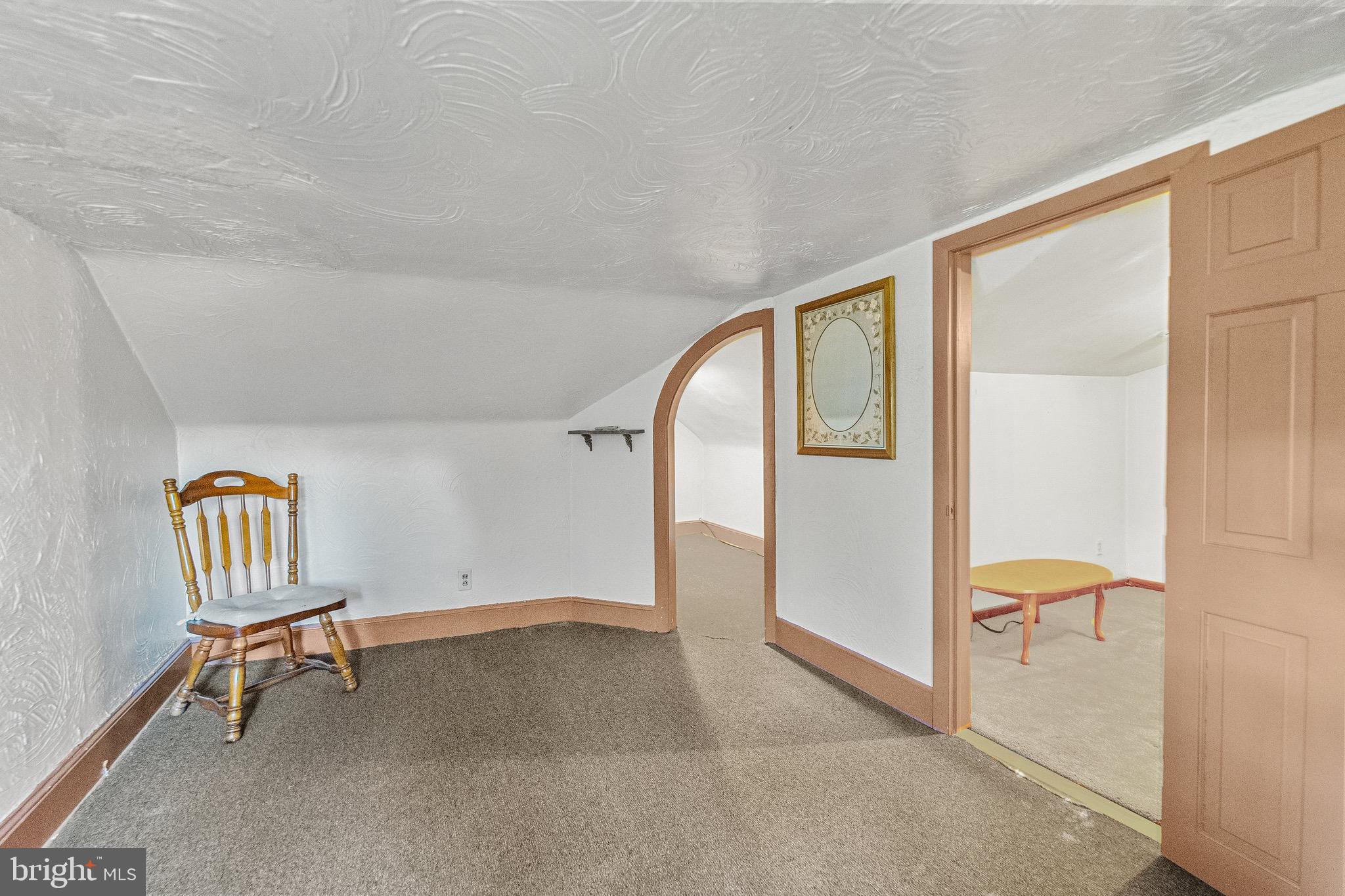 BROADVIEW - Residential