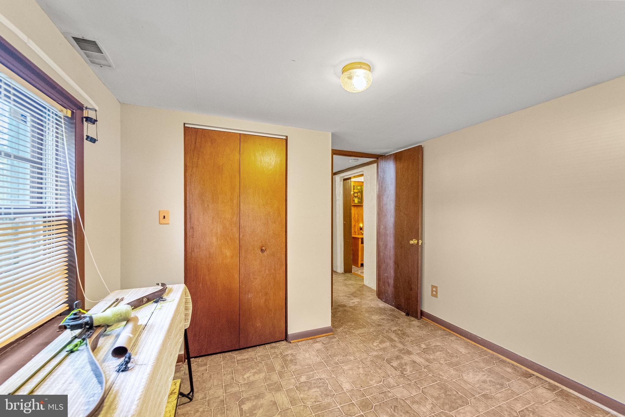 BROADVIEW - Residential