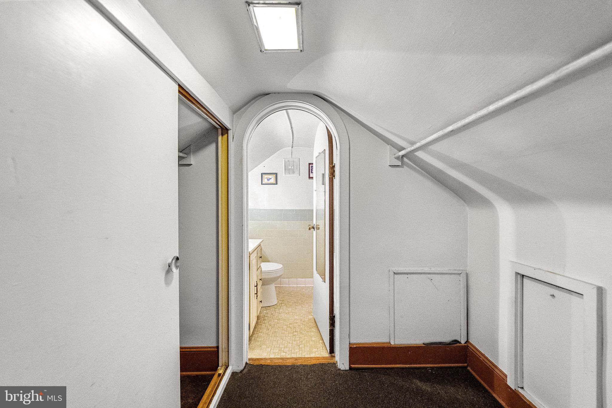 BROADVIEW - Residential