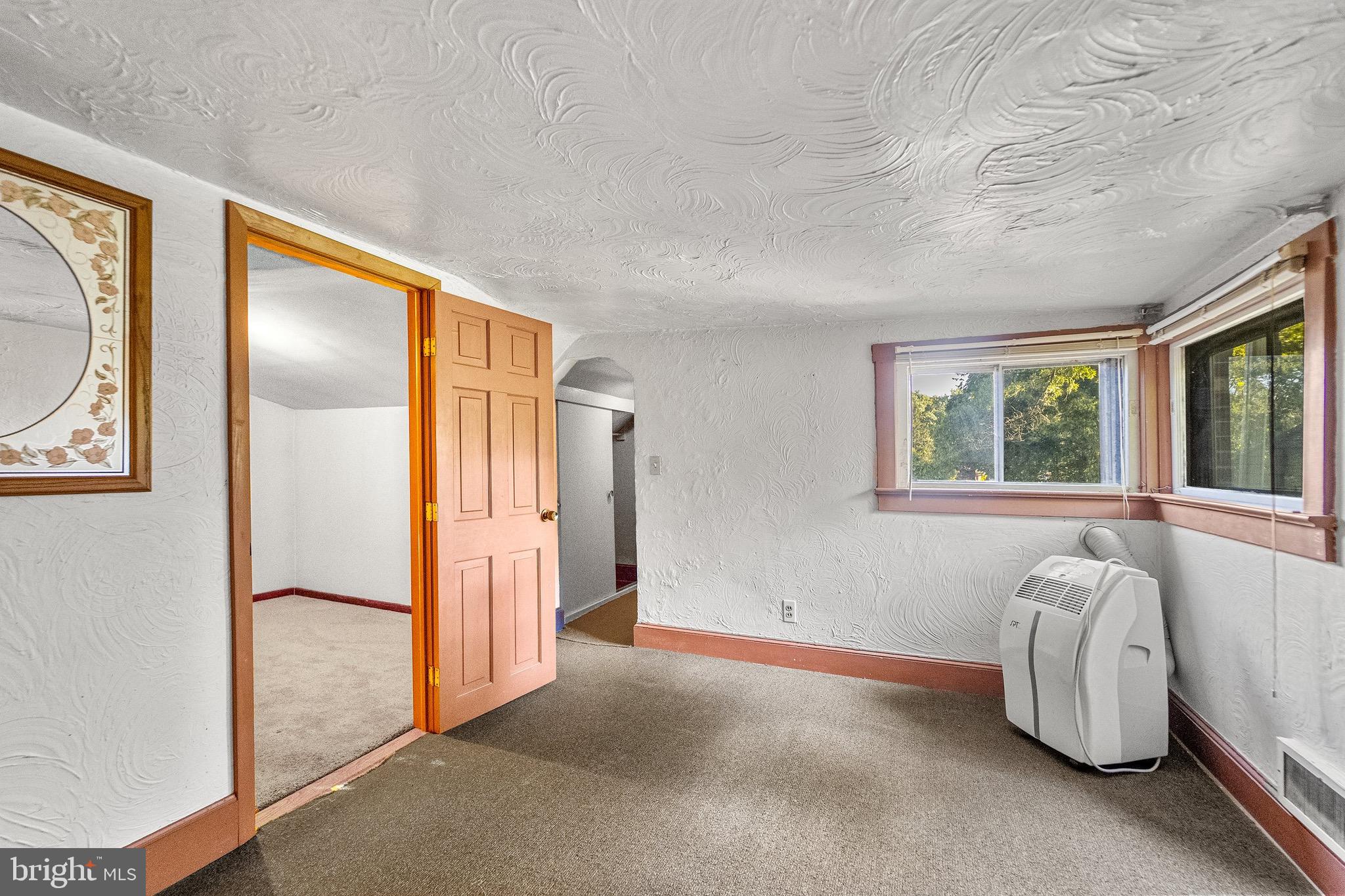 BROADVIEW - Residential