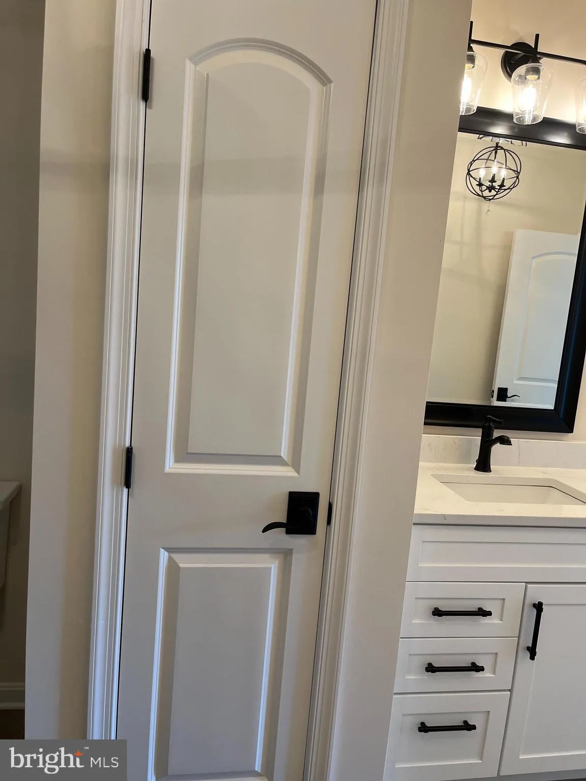 Hagerstown, Maryland 21742, United States, 3 Bedrooms Bedrooms, ,3 BathroomsBathrooms,Residential,Contingent,163981