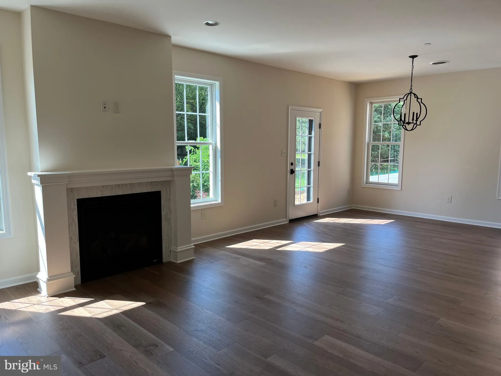 Hagerstown, Maryland 21742, United States, 3 Bedrooms Bedrooms, ,3 BathroomsBathrooms,Residential,Contingent,163981