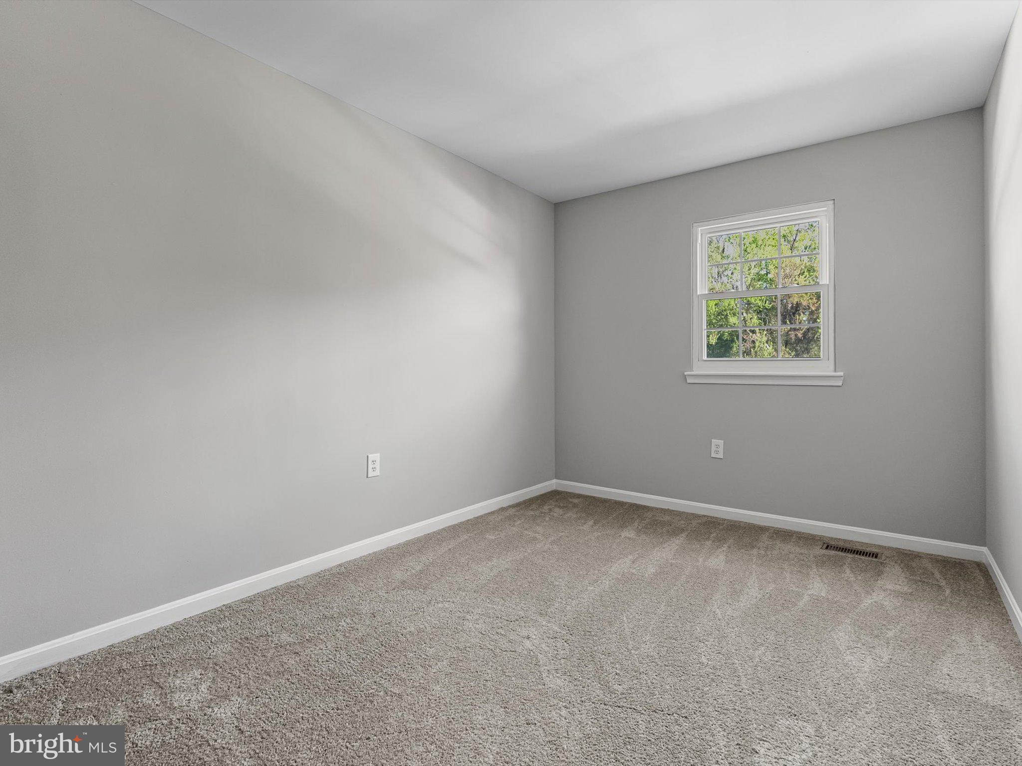 KINGS COURT - Residential