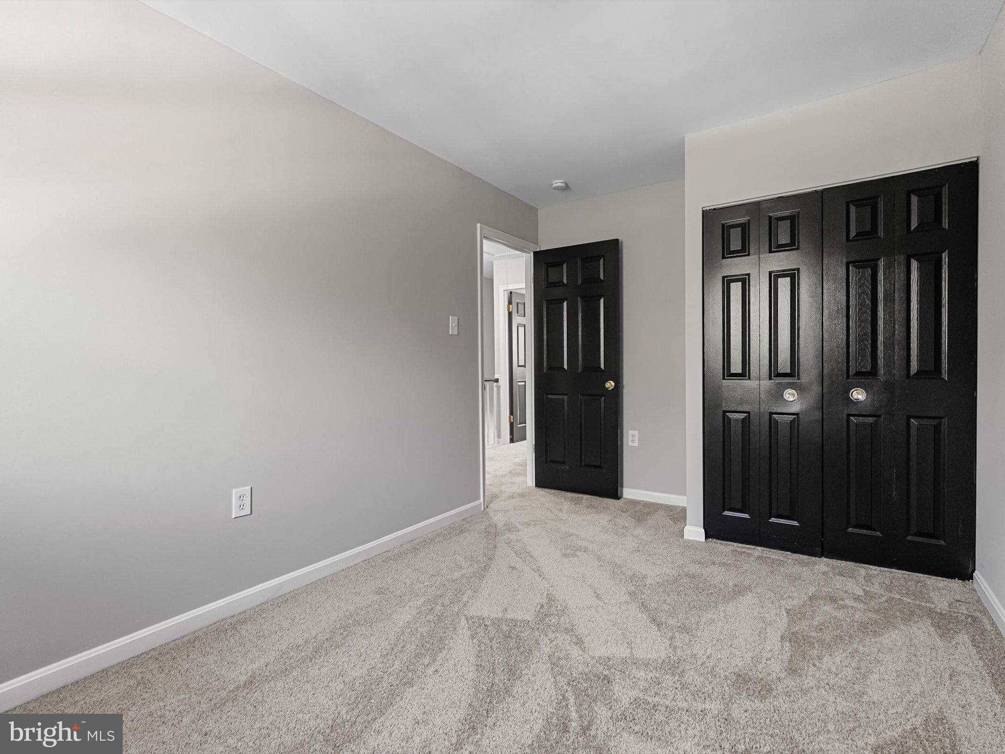 KINGS COURT - Residential