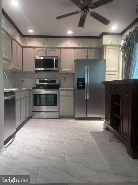 3000 MELINA COURT