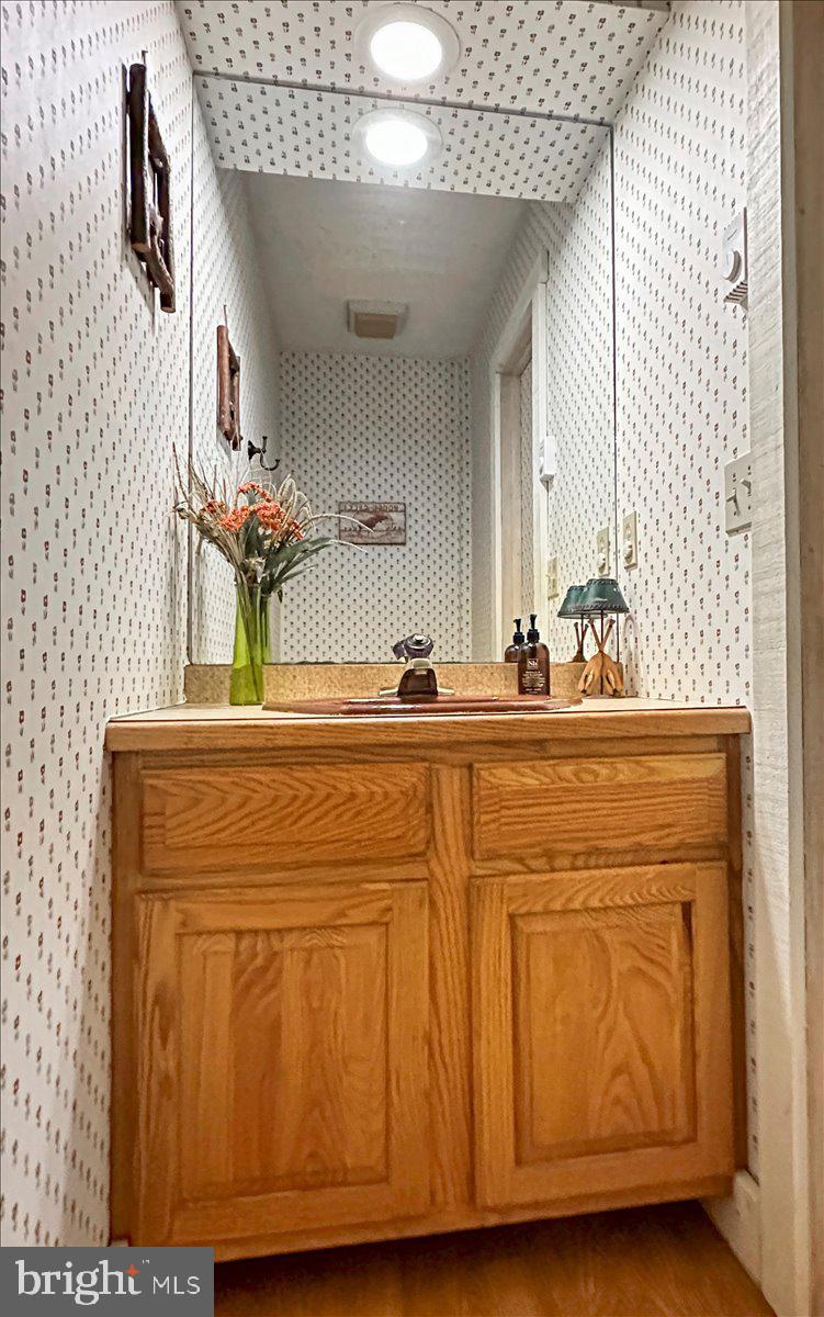 SNOW RIDGE VILALGE - Residential