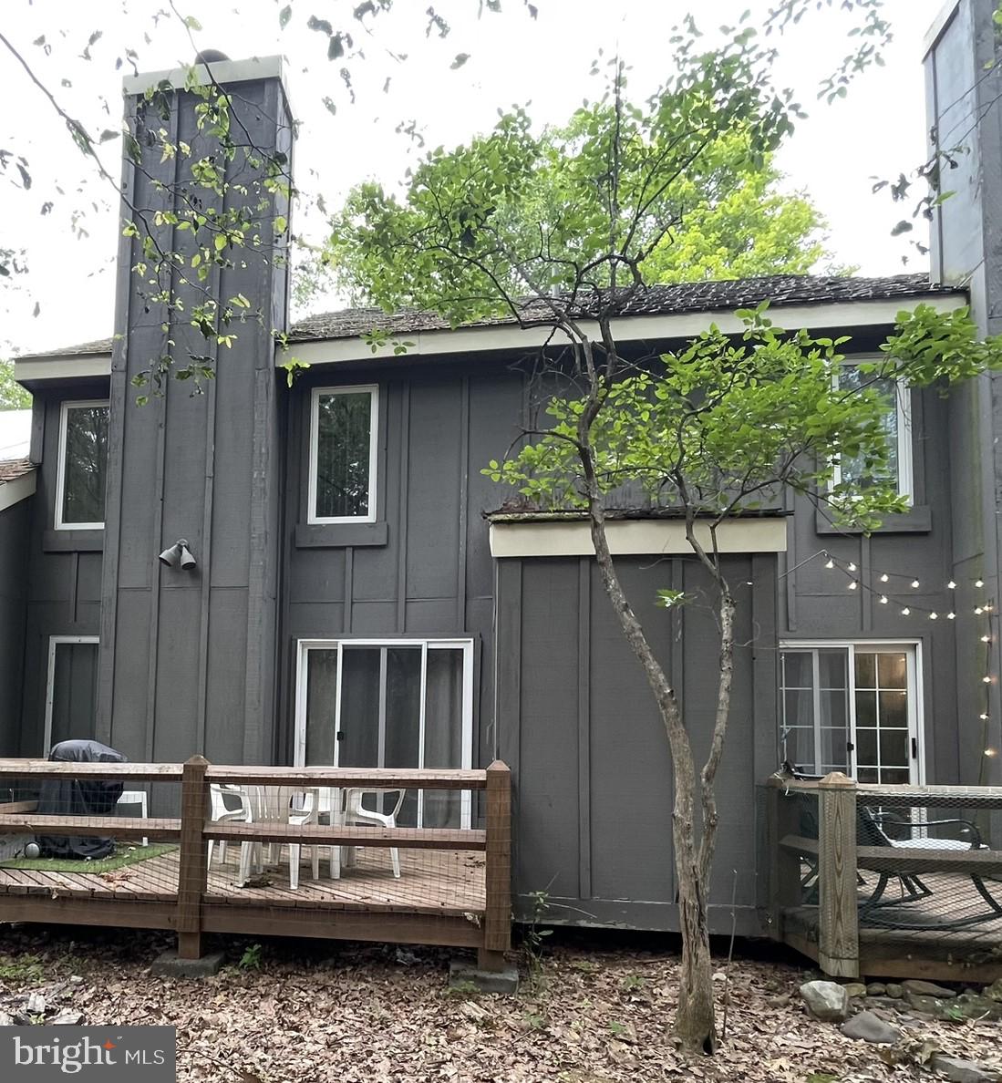 SNOW RIDGE VILALGE - Residential