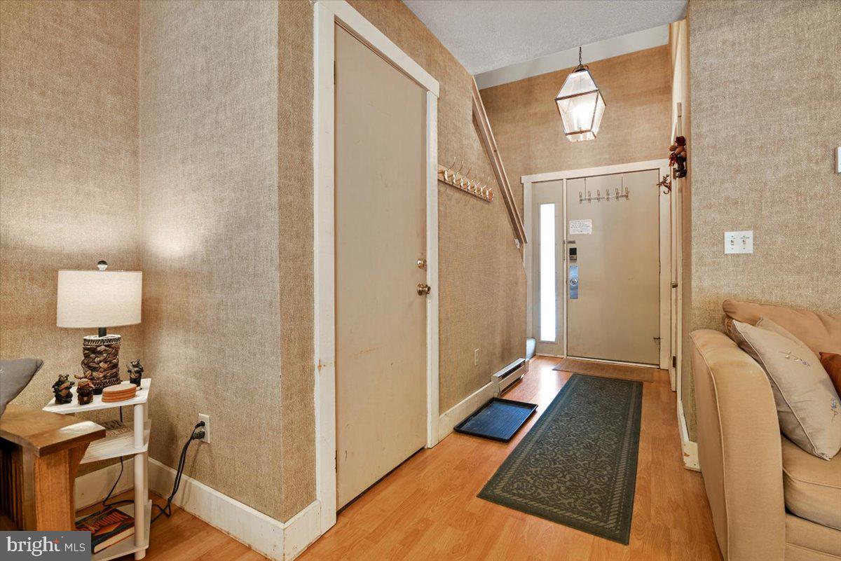 SNOW RIDGE VILALGE - Residential