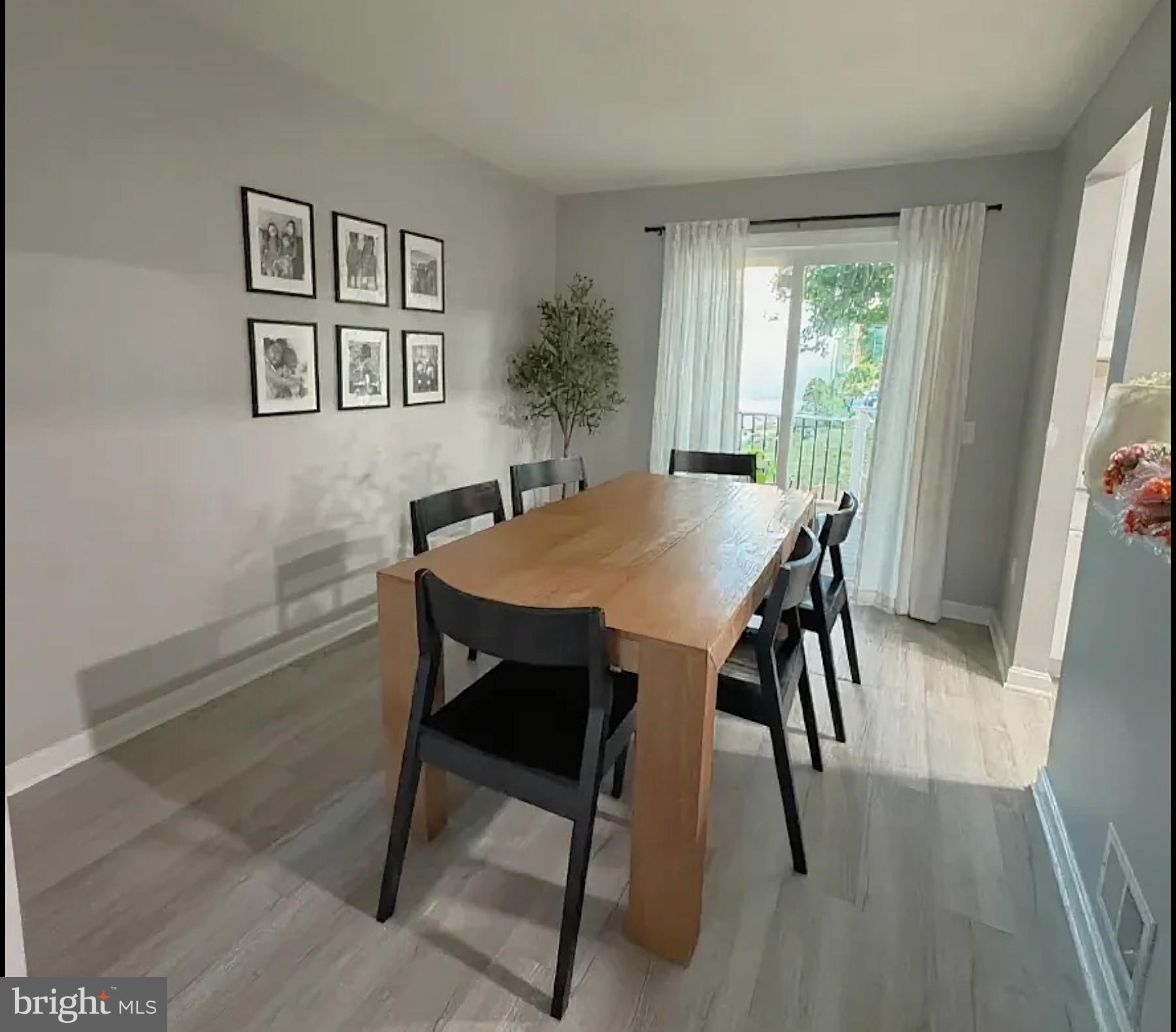 CARROLL PARK MANOR - Residential