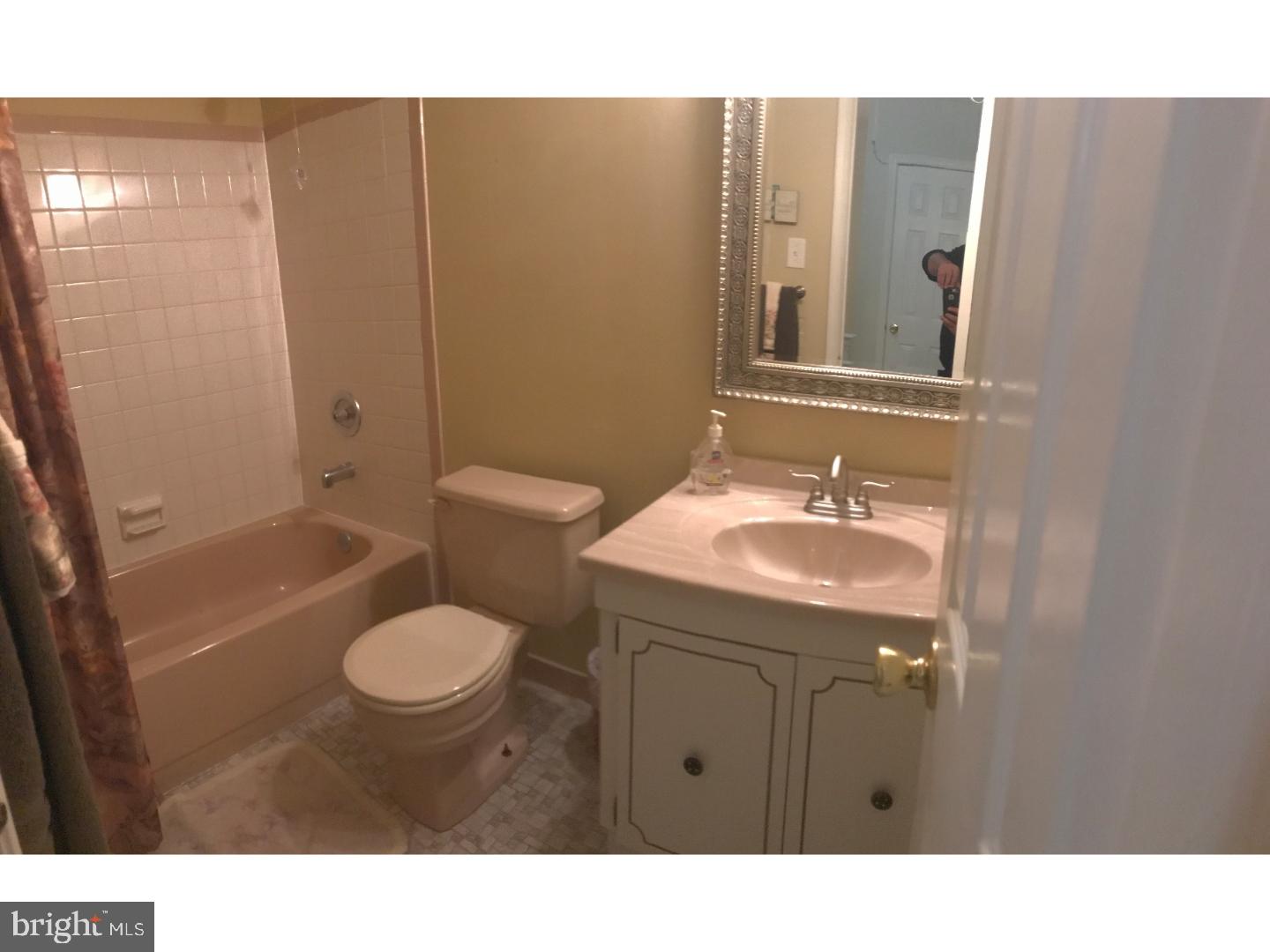 THE HIGHLANDS - Residential