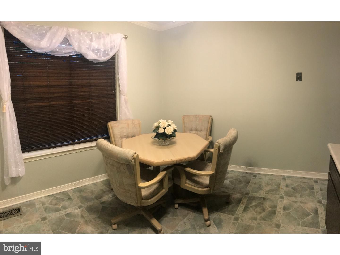 THE HIGHLANDS - Residential