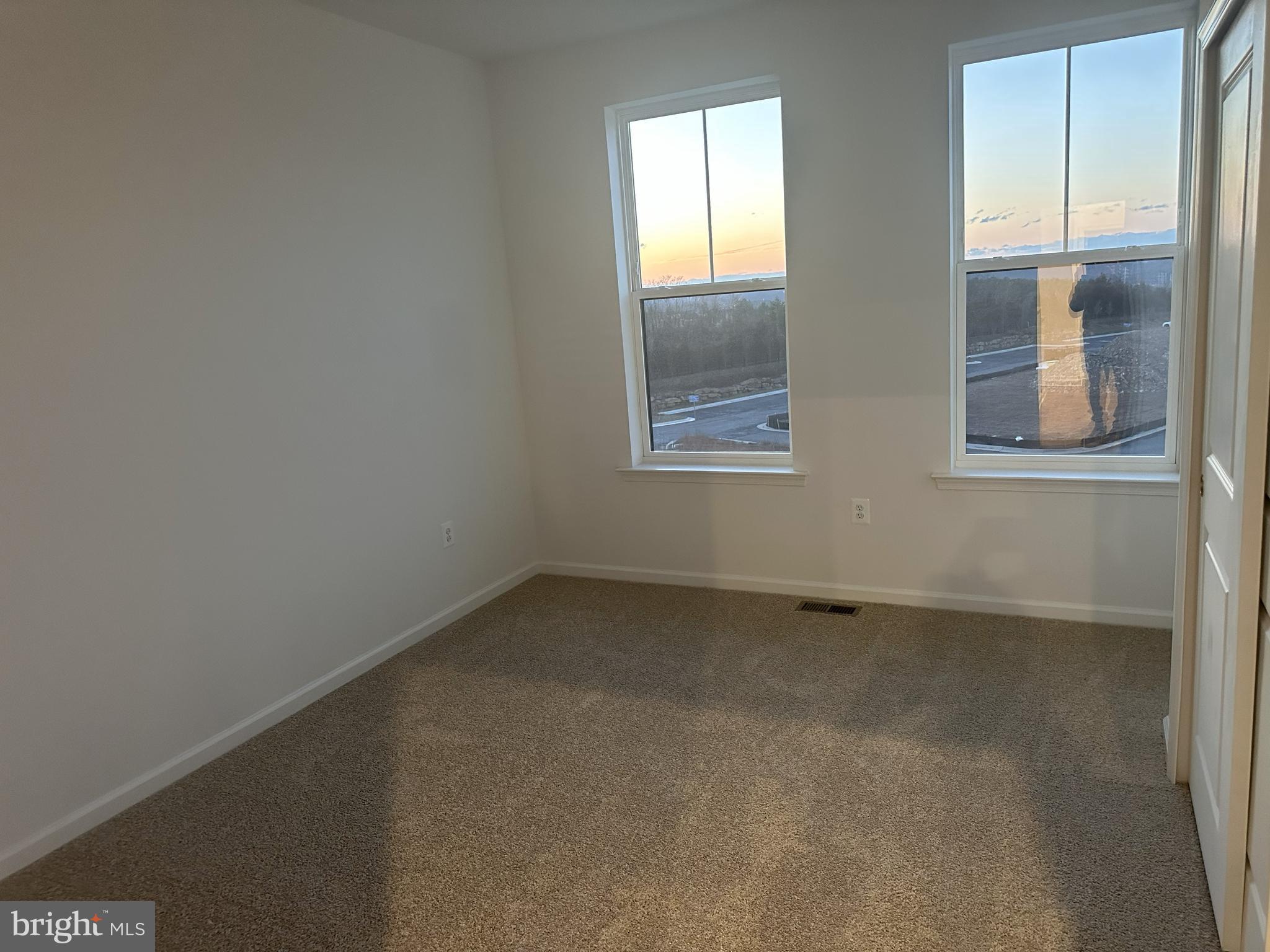 GOOSE CREEK VILLAGE - Residential