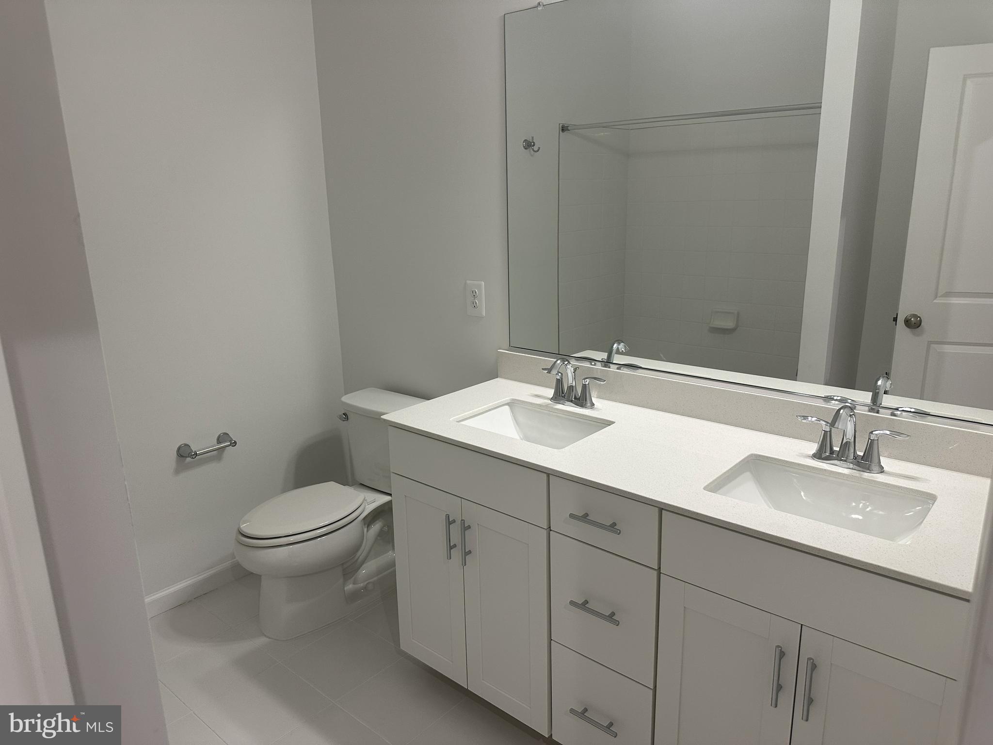 GOOSE CREEK VILLAGE - Residential