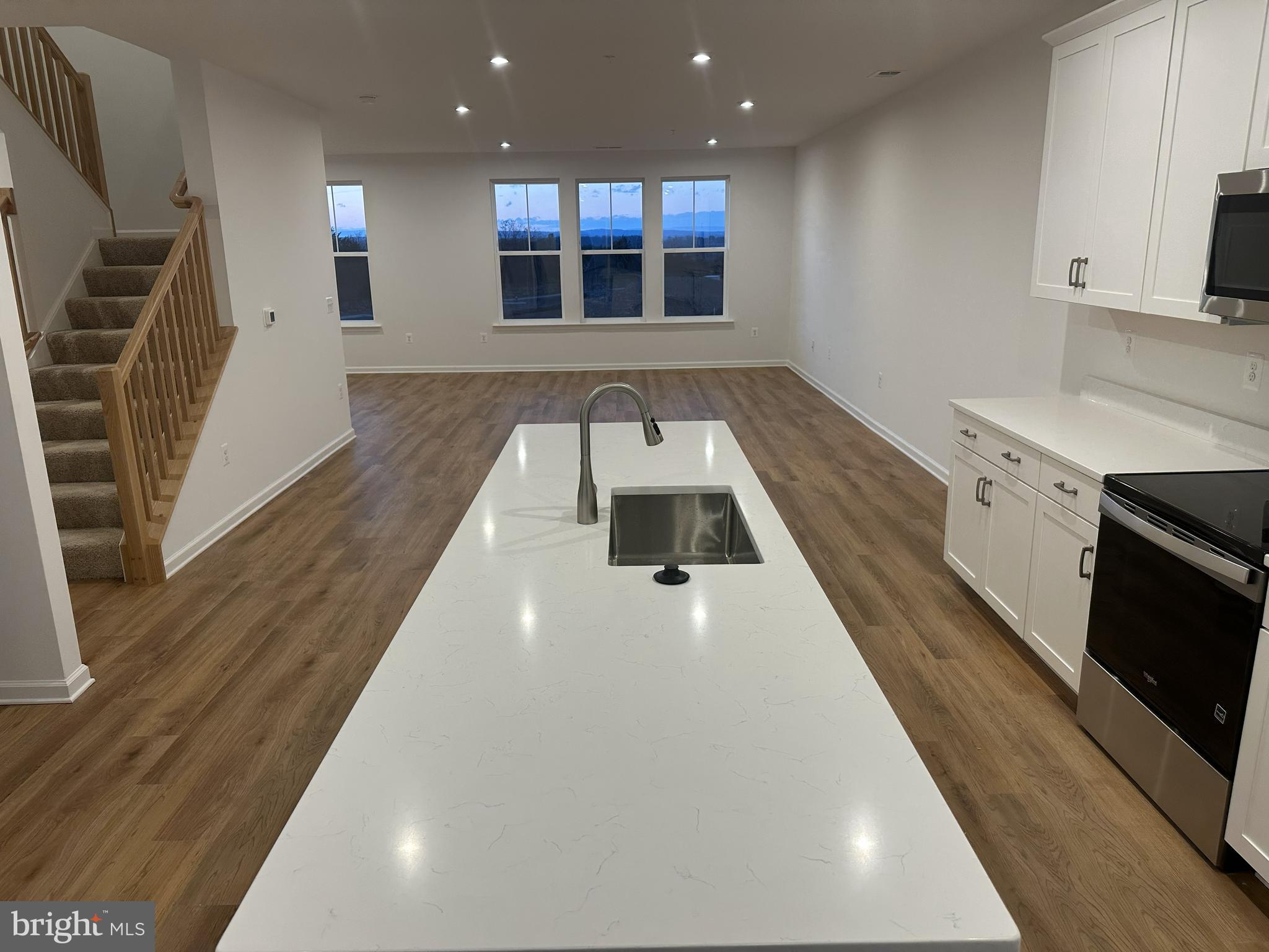 GOOSE CREEK VILLAGE - Residential