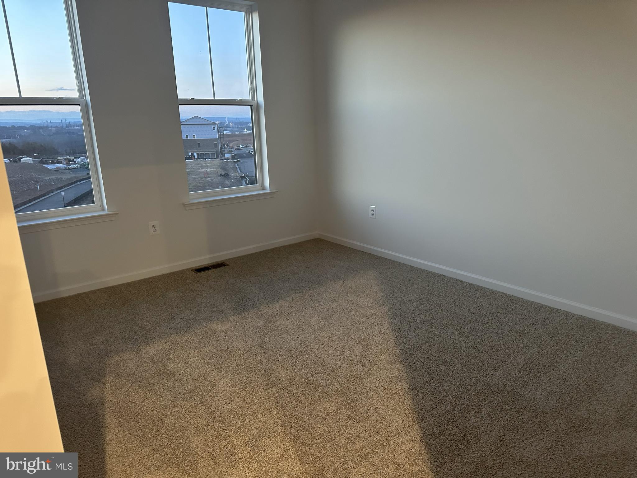 GOOSE CREEK VILLAGE - Residential