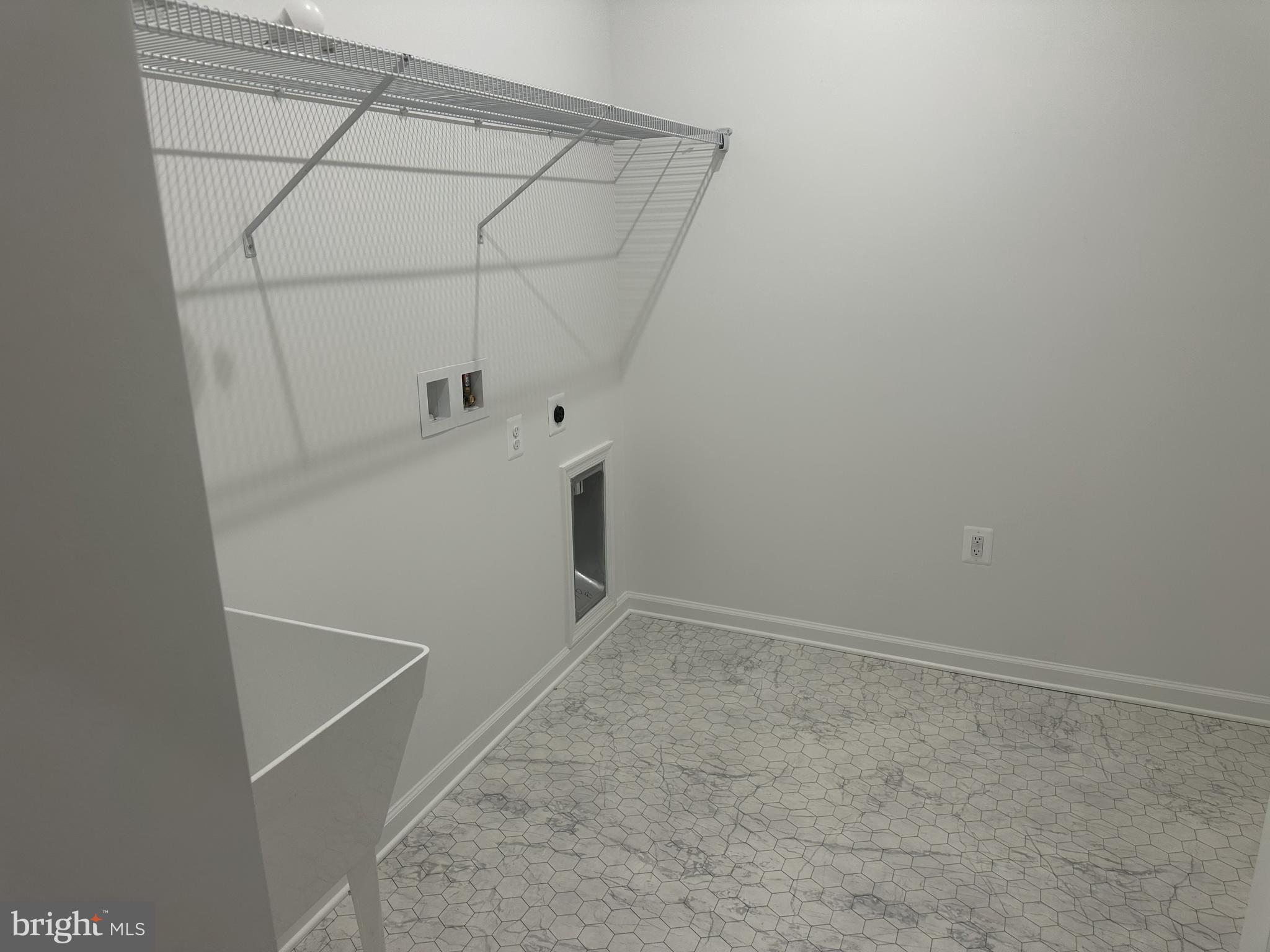 GOOSE CREEK VILLAGE - Residential