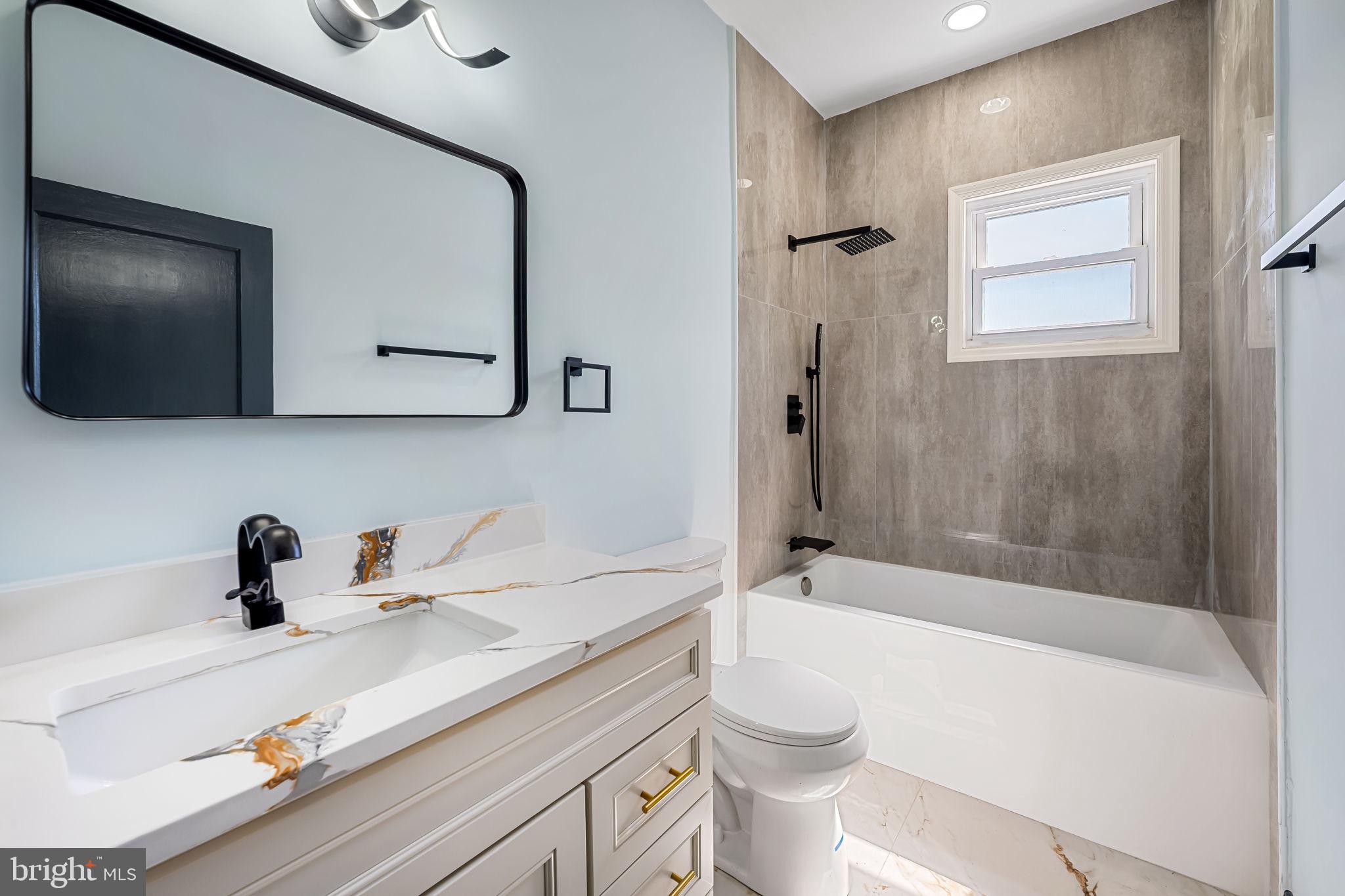 DOLFIELD - Residential Lease