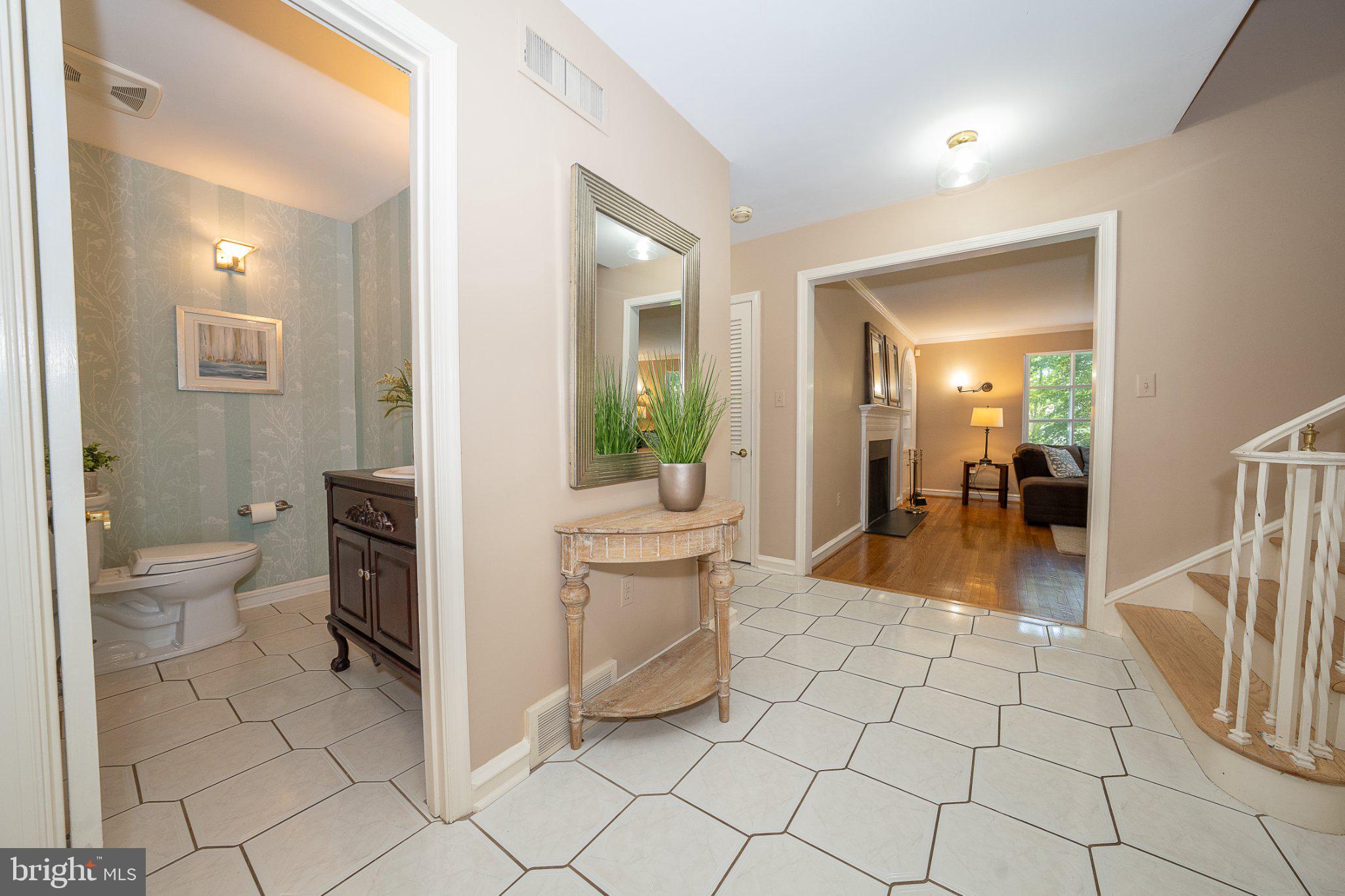1448 MEADOWBROOK ROAD