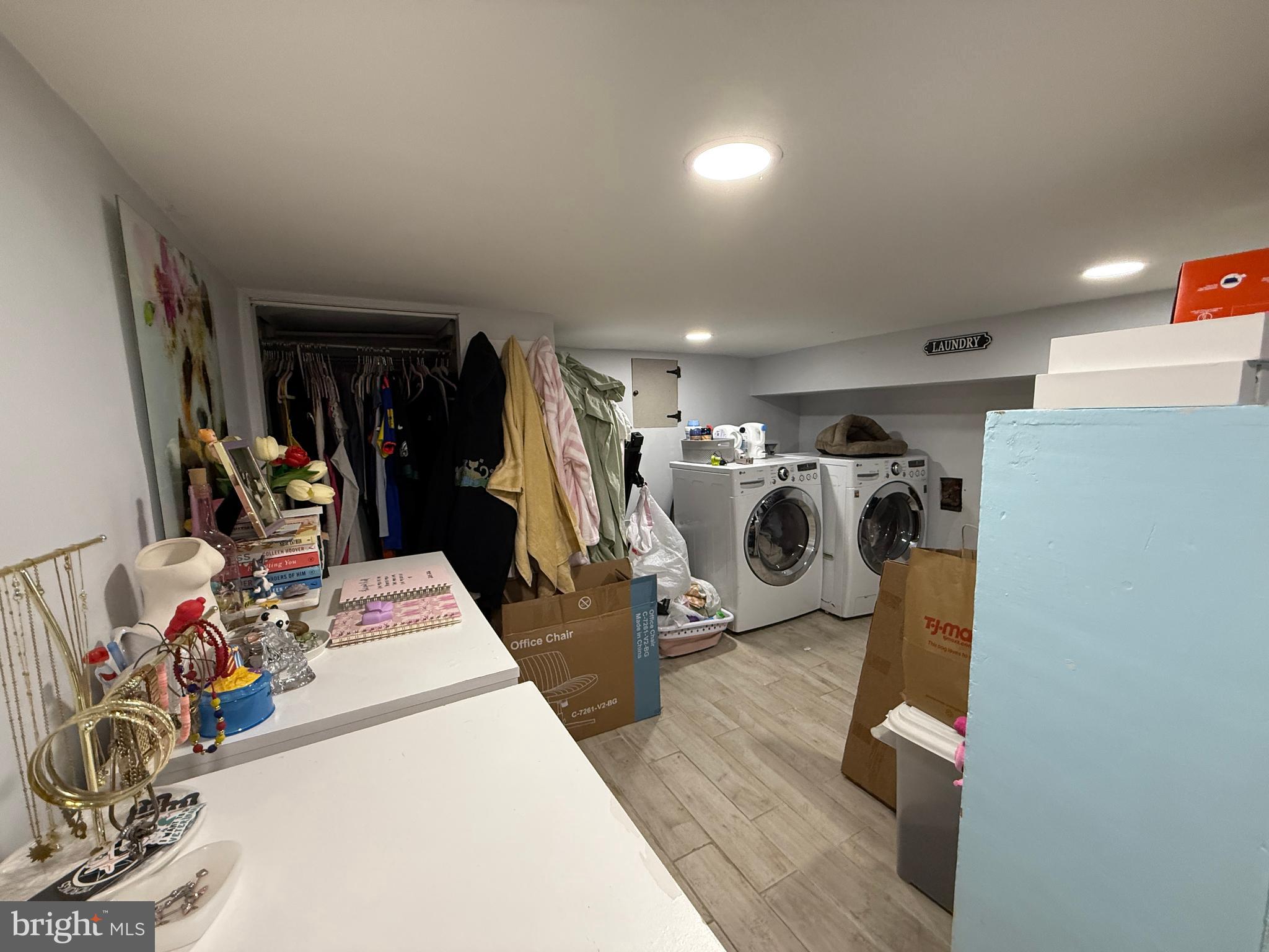 TACONY - Residential