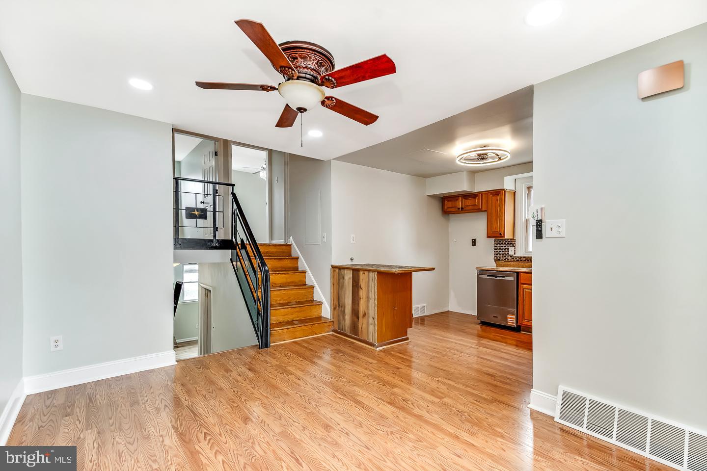 BELLS CORNER - Residential