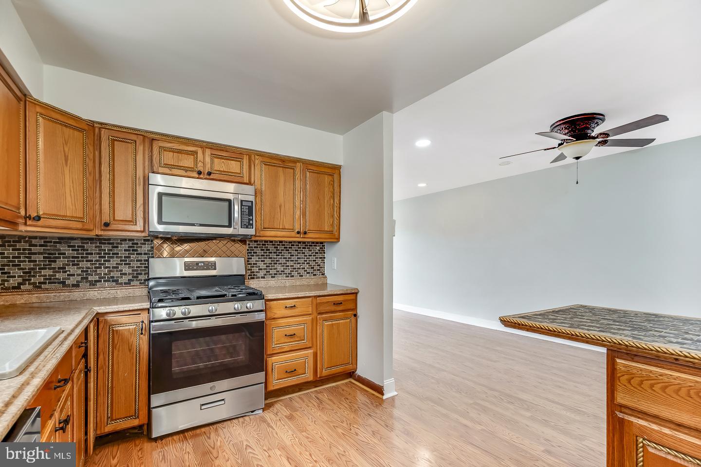 BELLS CORNER - Residential