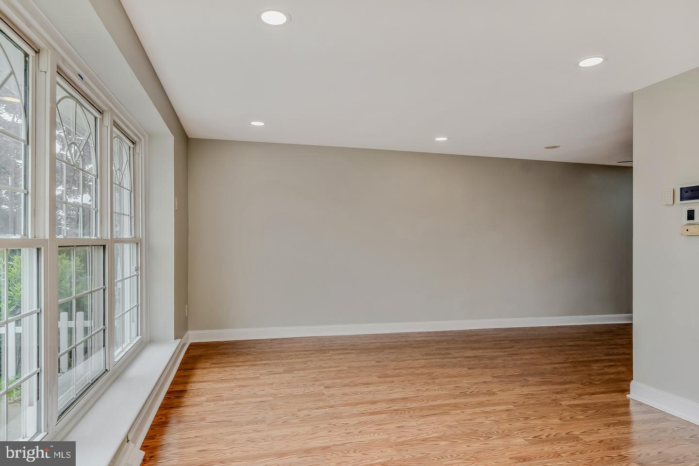 BELLS CORNER - Residential