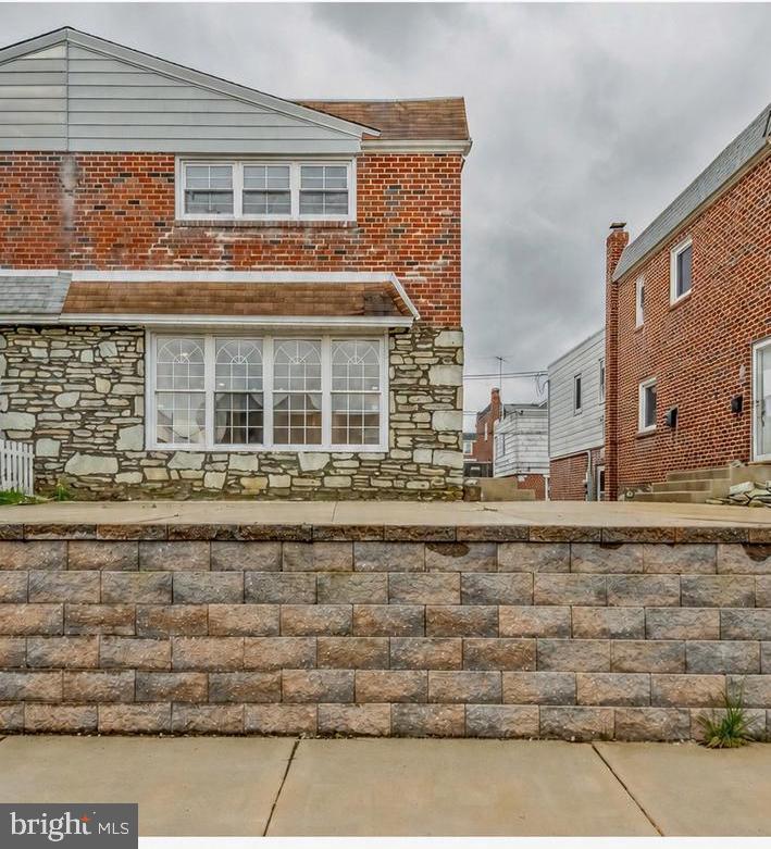 BELLS CORNER - Residential