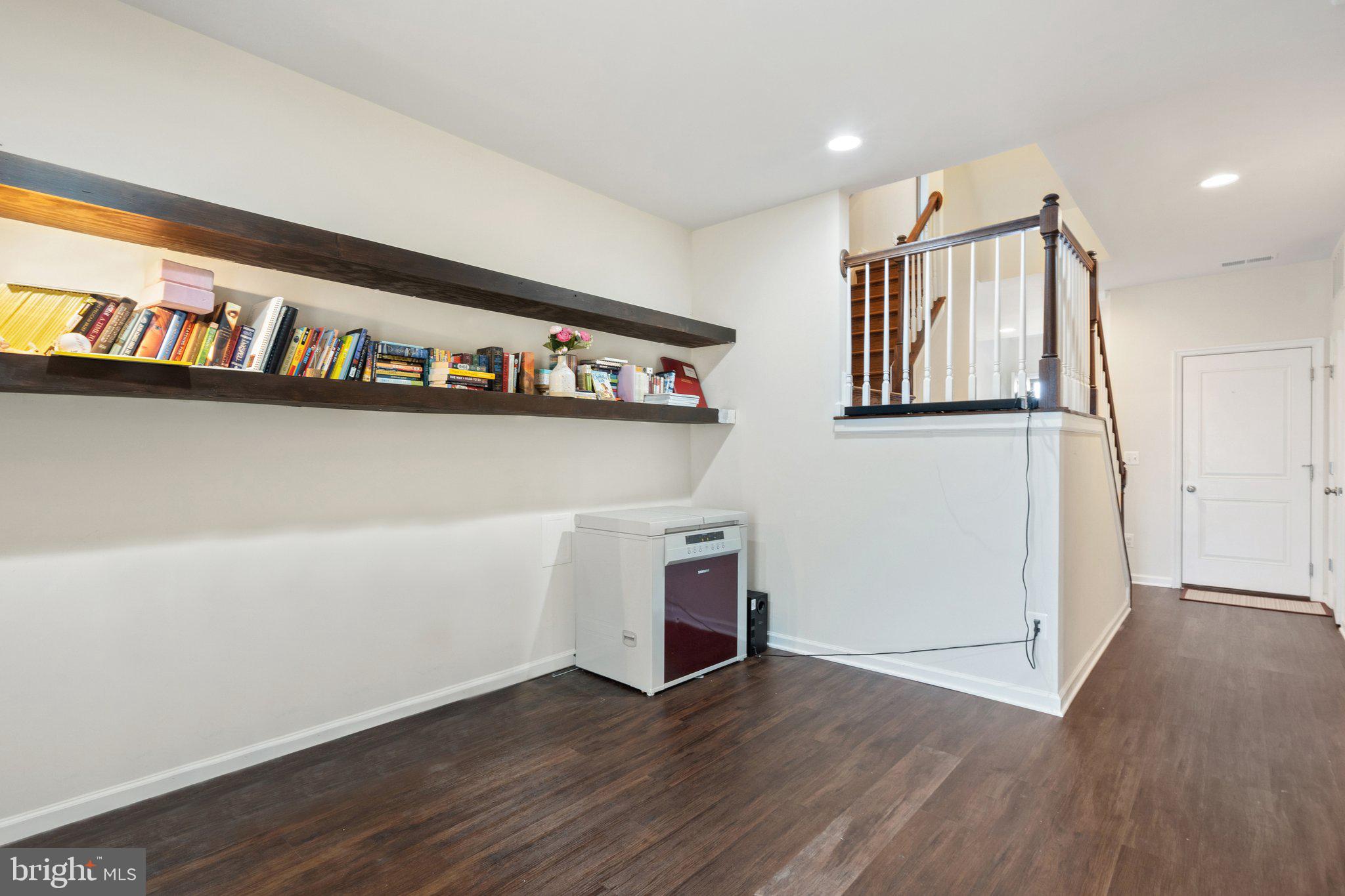 GLASCOCK FIELD AT STONE RIDGE - Residential