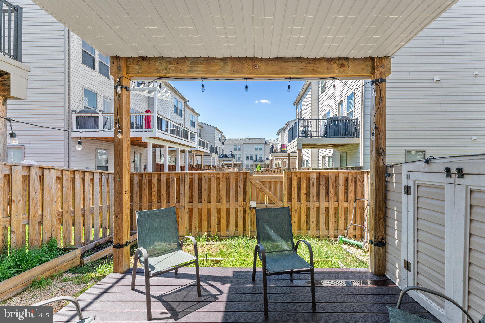 GLASCOCK FIELD AT STONE RIDGE - Residential