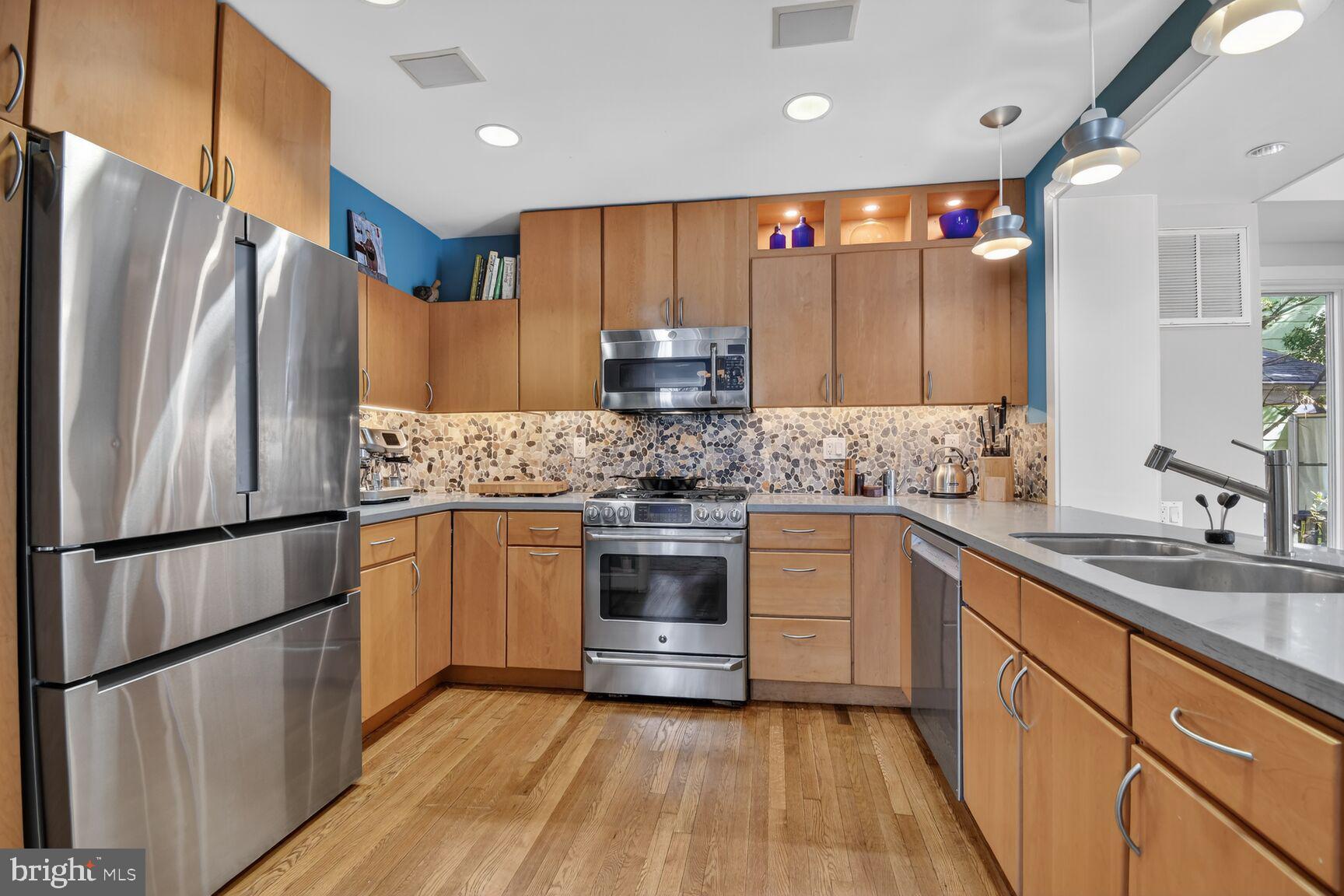 TAKOMA PARK - Residential