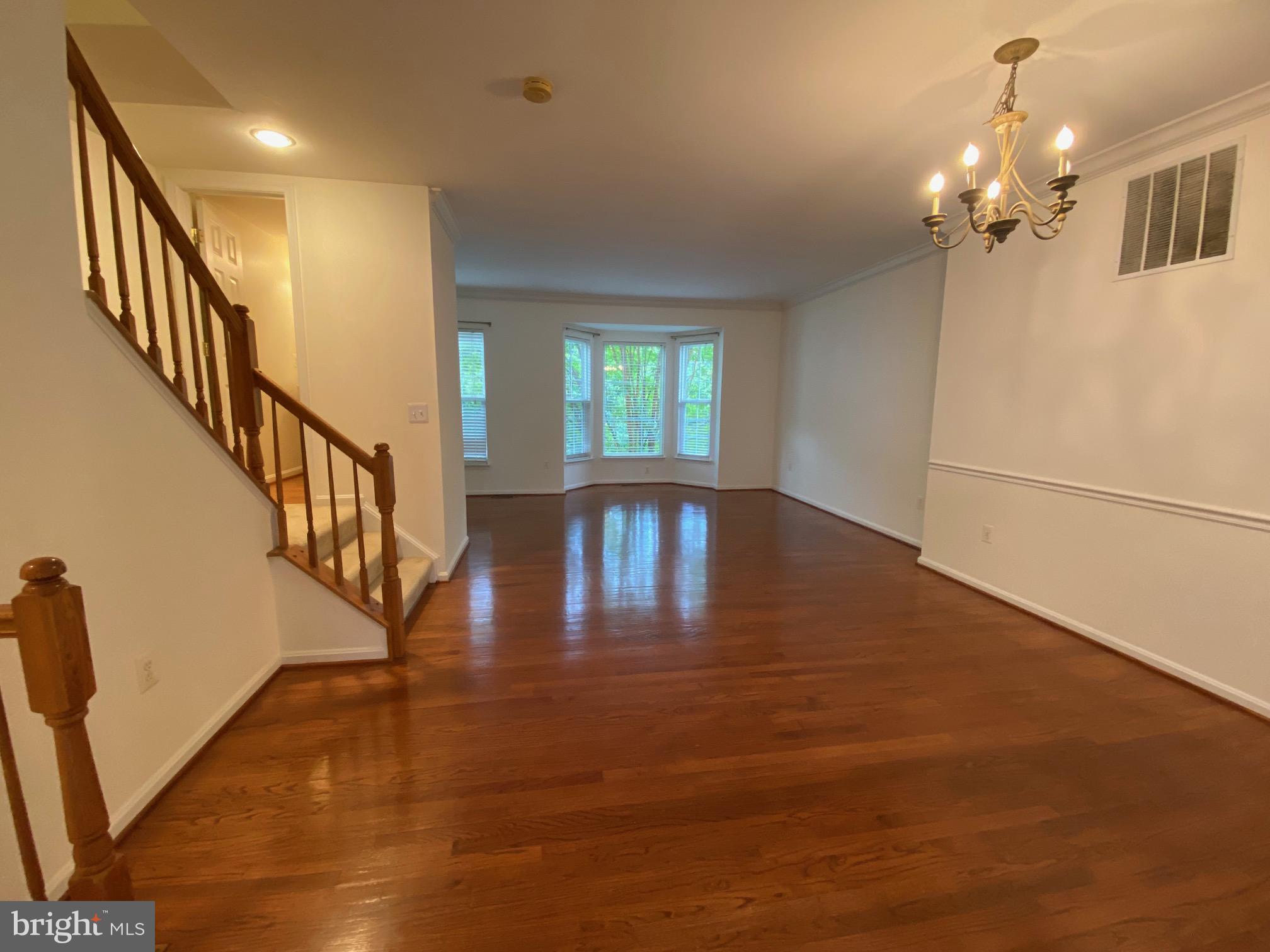 PW COUNTY CENTER LANDBAY - Residential Lease