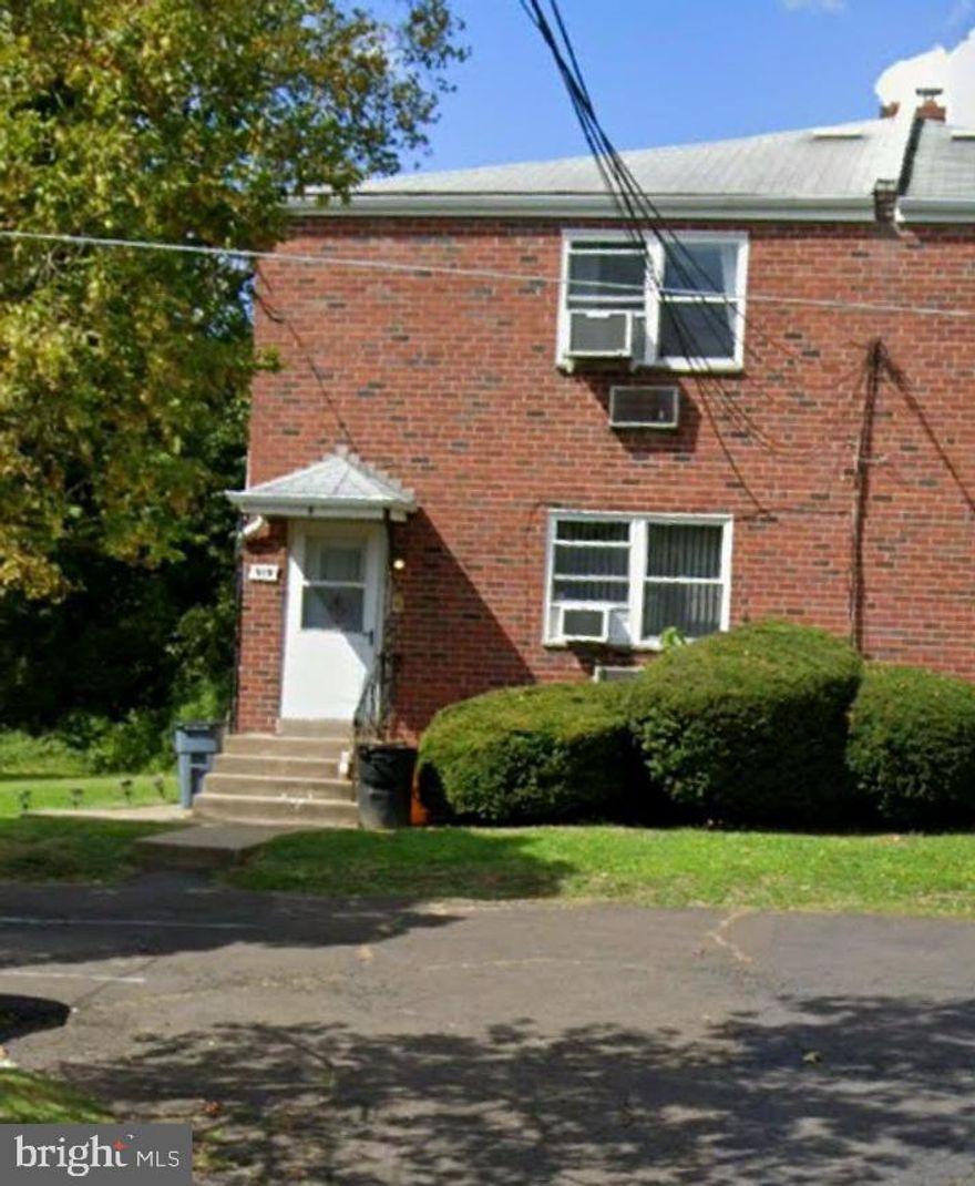large duplex  in wyndmoor pa. in the springfield school district ,  
a unique layout that gives you ,2- 2 bedroom apartments each apartment  has a finished basement that could be a rec room or an extra bedroom.
perfect for owner occupant
all seperate utilities including cold water
1ST FLOOR VACANT &  READY FOR OWNER OCCUPANT
2ND FLOOR OCCUPIED ON MO TO MO LEASE WITH BELOW MARKET RENT