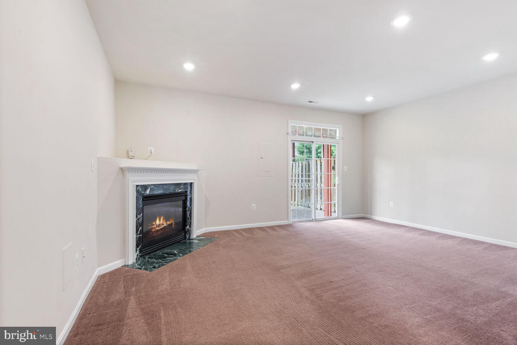 STONE RIDGE NORTH - Residential Lease