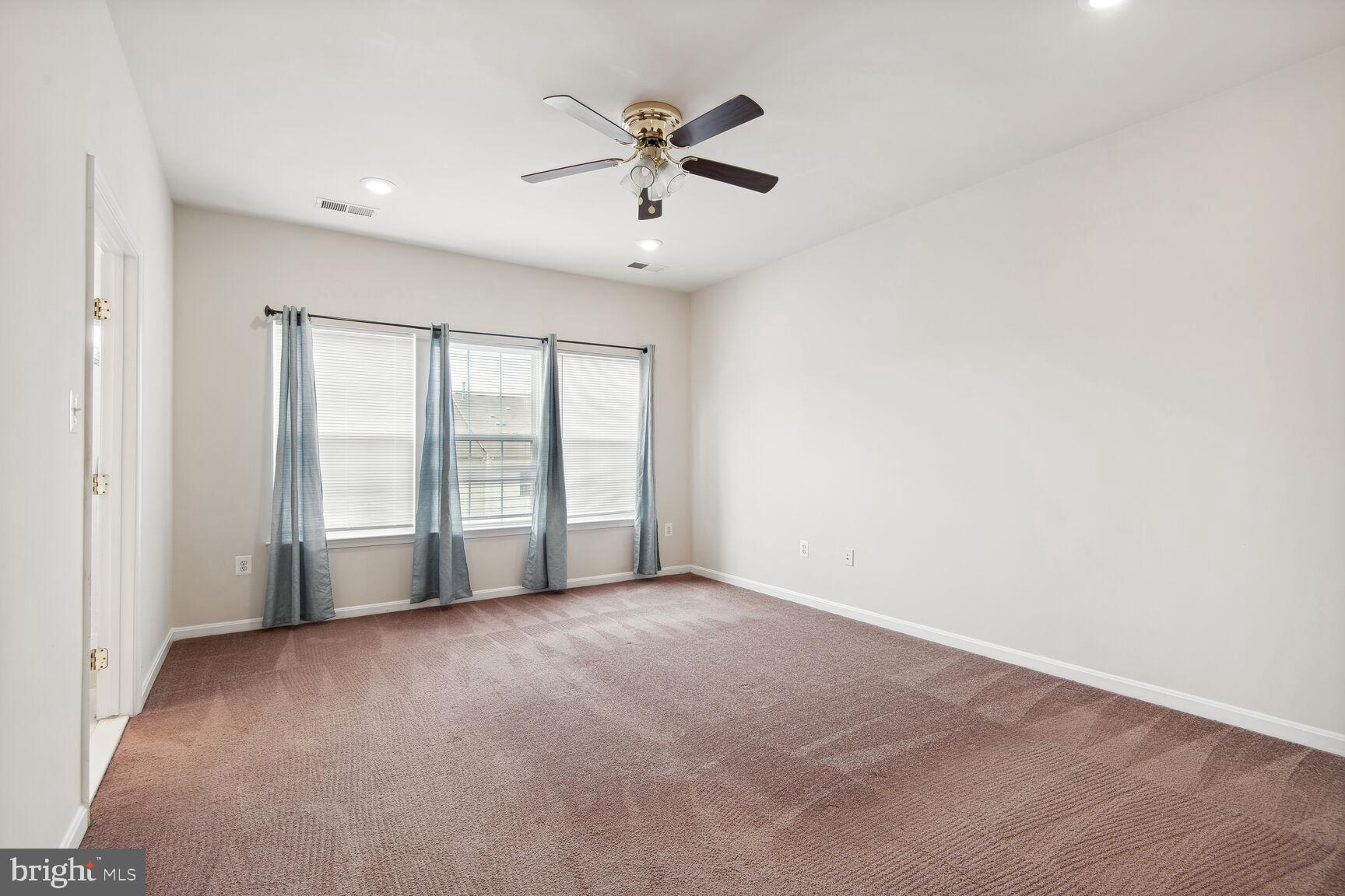 STONE RIDGE NORTH - Residential Lease