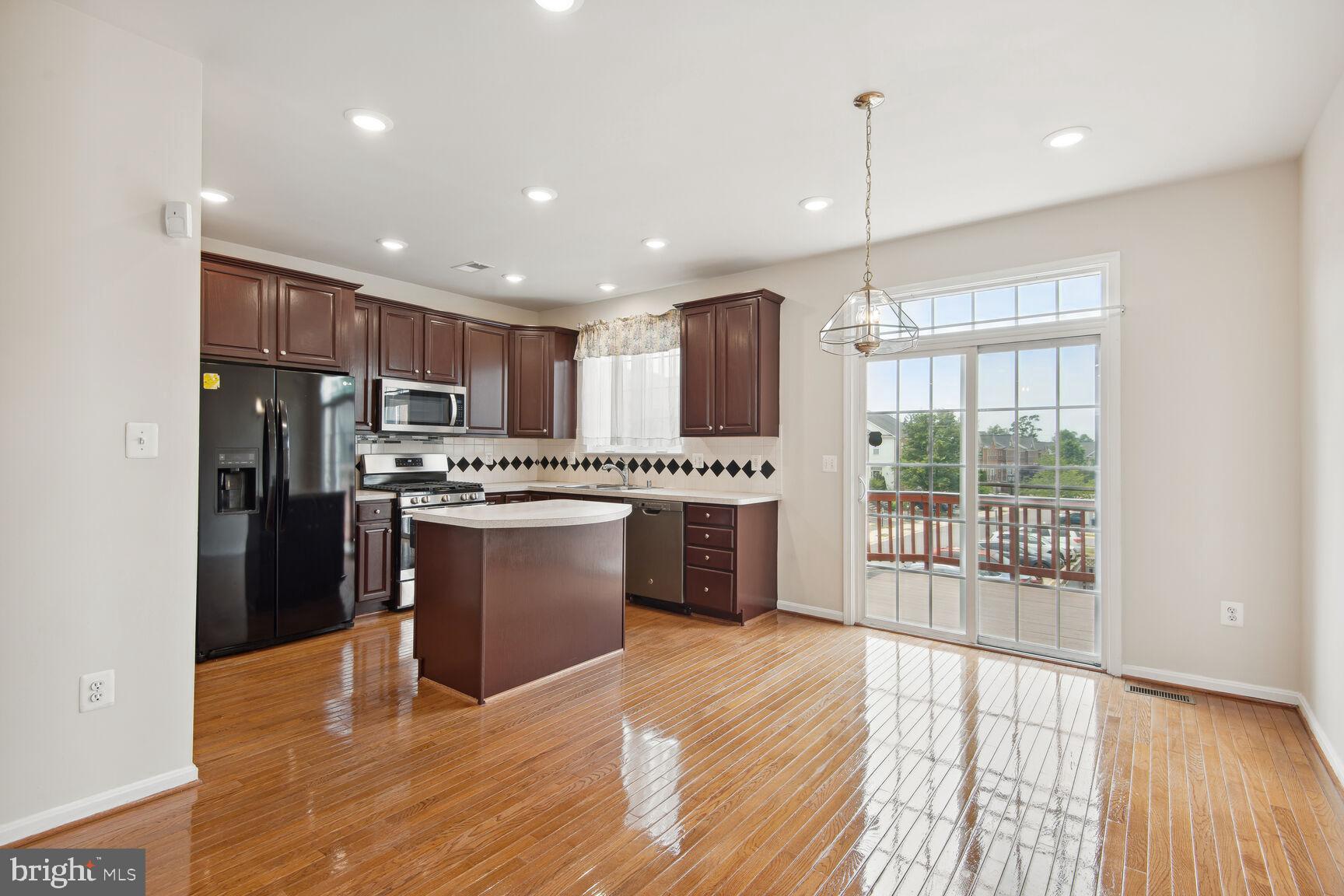 STONE RIDGE NORTH - Residential Lease